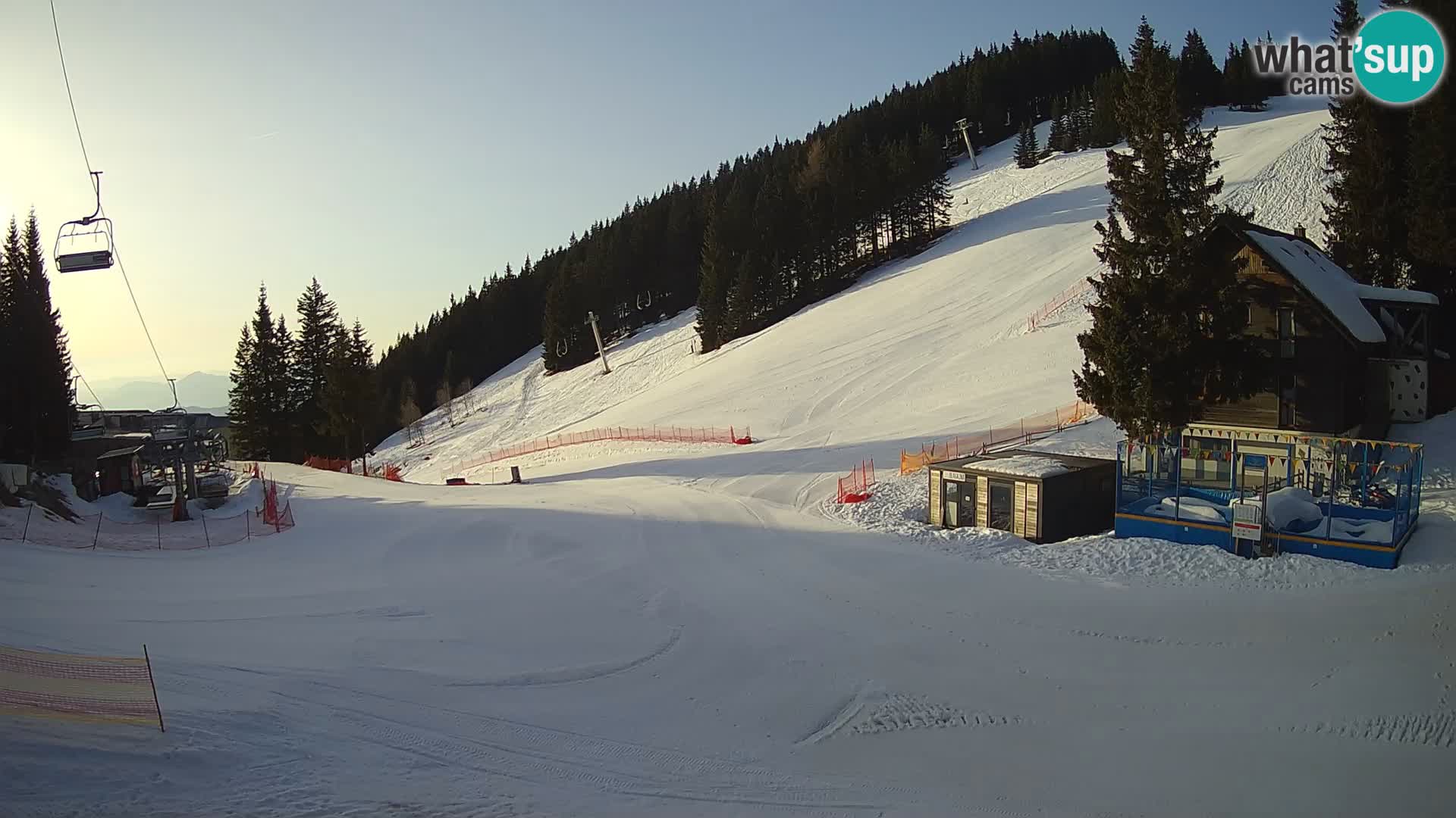 GOLTE skijalište web kamera – pogled na Medvedjak – Slovenija