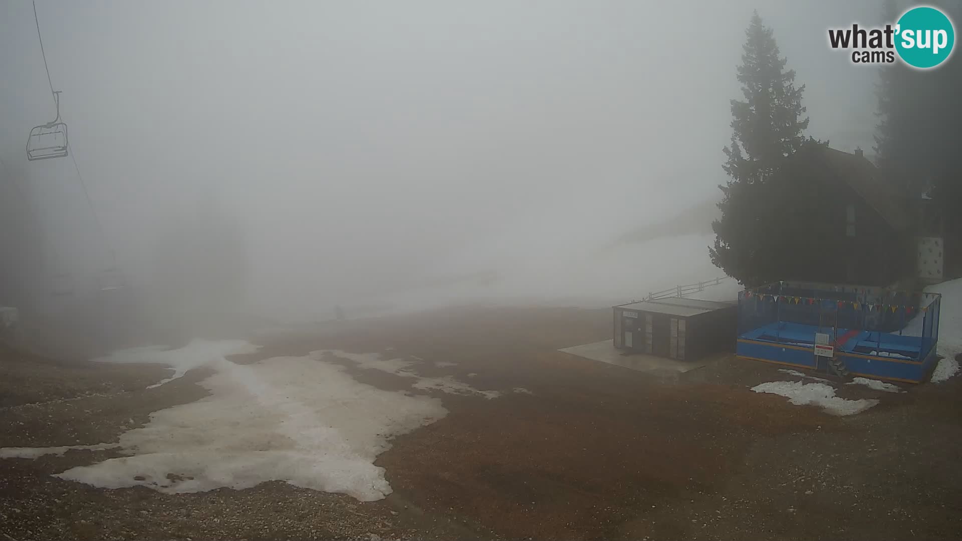 Spletna kamera smučišča GOLTE v živo – pogled na Medvedjak