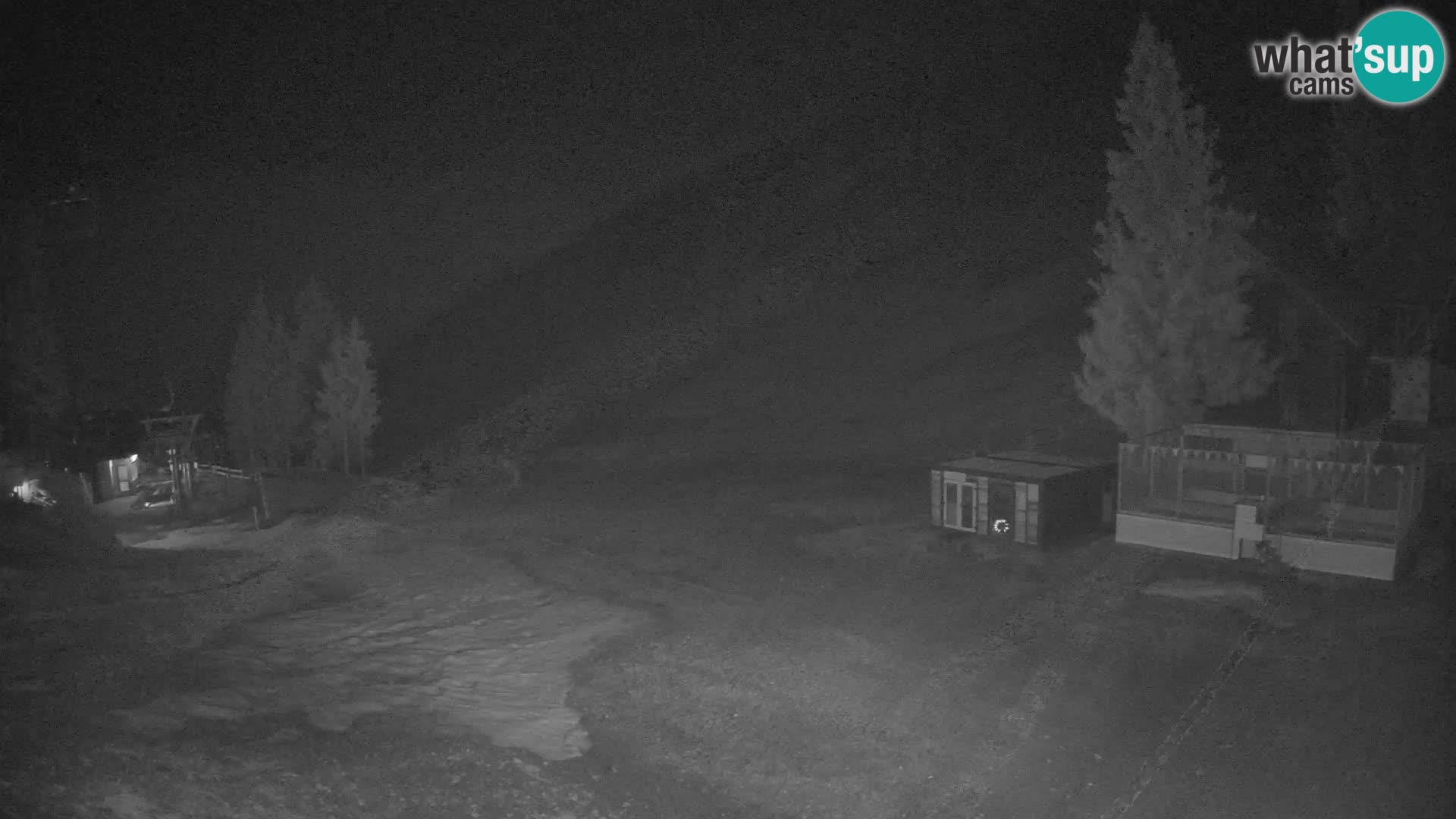 Spletna kamera smučišča GOLTE v živo – pogled na Medvedjak