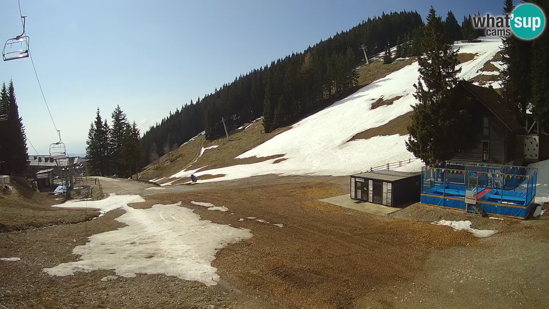Spletna kamera smučišča GOLTE v živo – pogled na Medvedjak