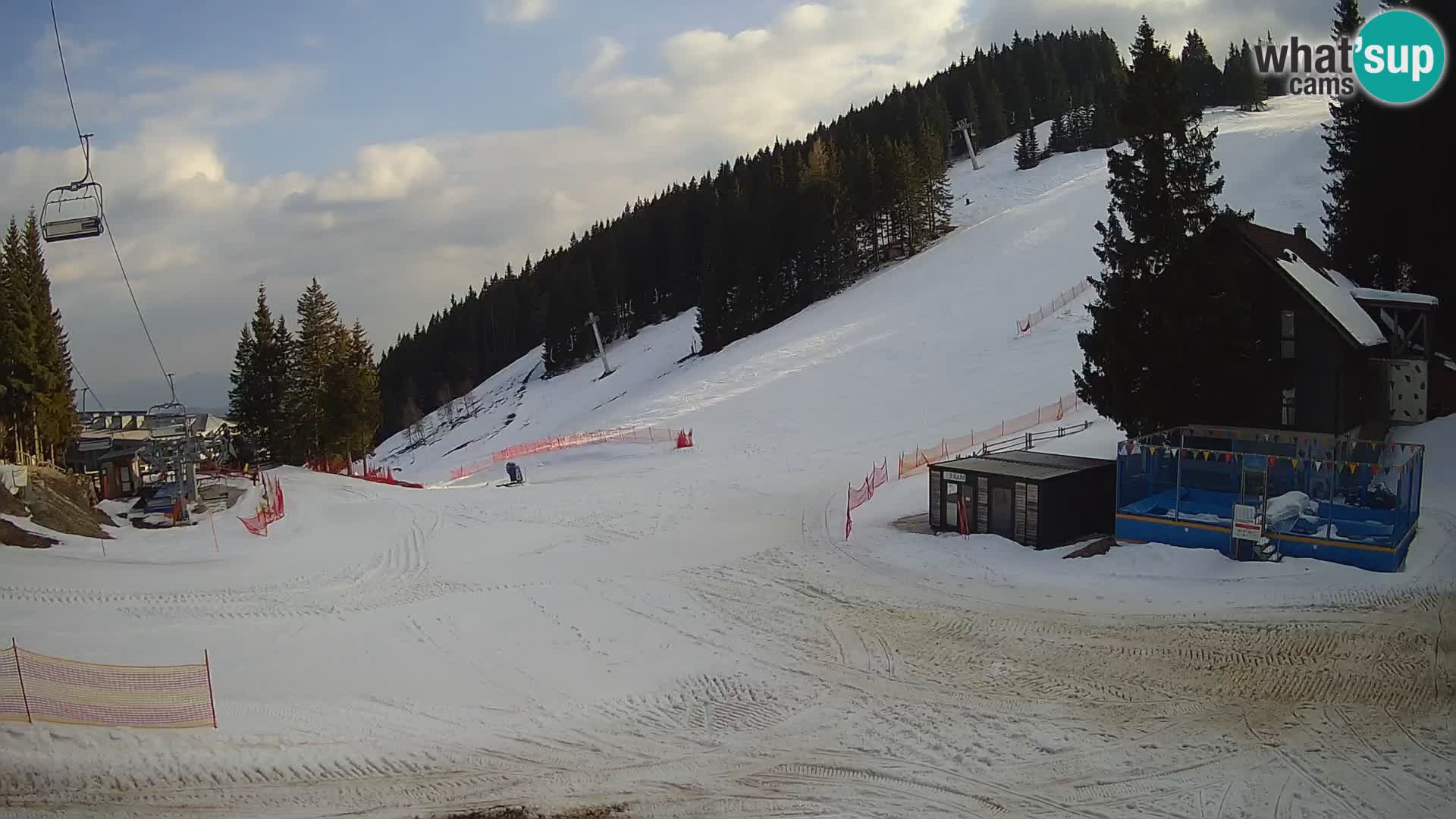 Cámara web en vivo de la estación de esquí GOLTE – vista a Medvedjak – Eslovenia