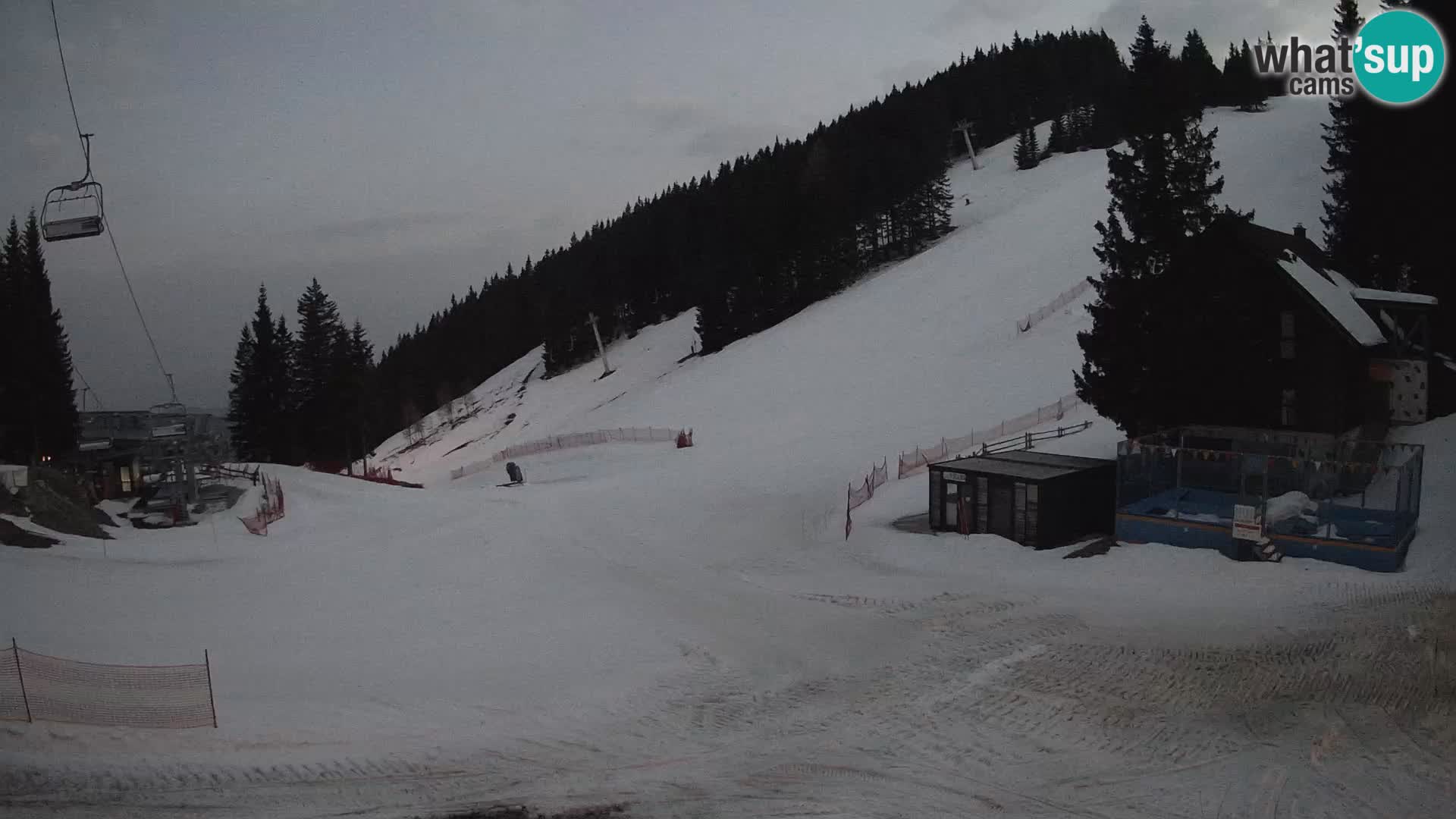 GOLTE skijalište web kamera – pogled na Medvedjak – Slovenija