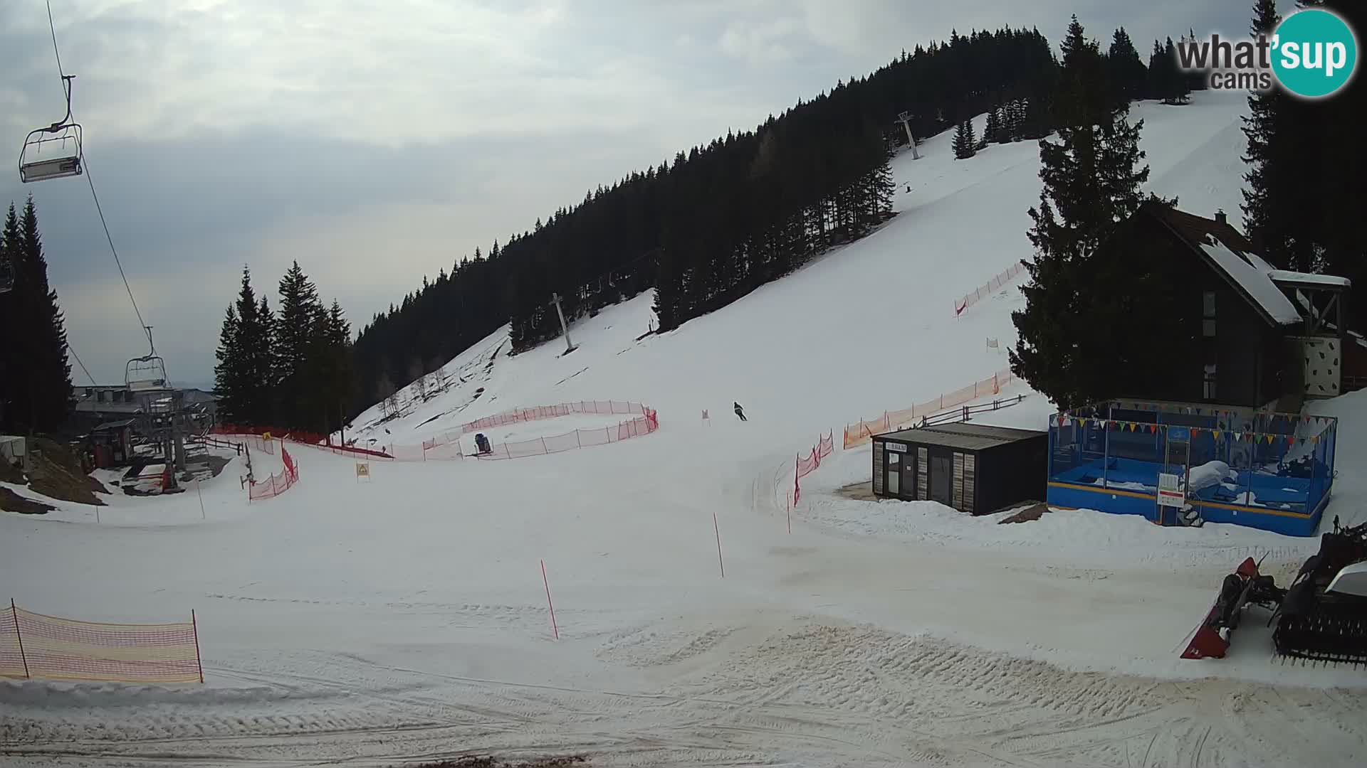 GOLTE skijalište web kamera – pogled na Medvedjak – Slovenija