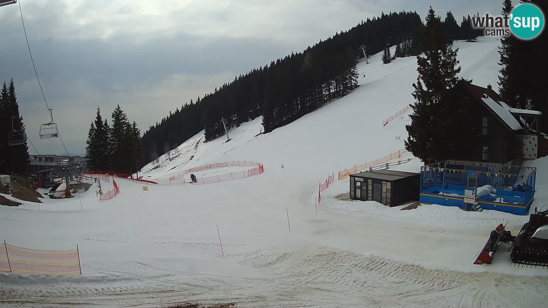 Cámara web en vivo de la estación de esquí GOLTE – vista a Medvedjak – Eslovenia