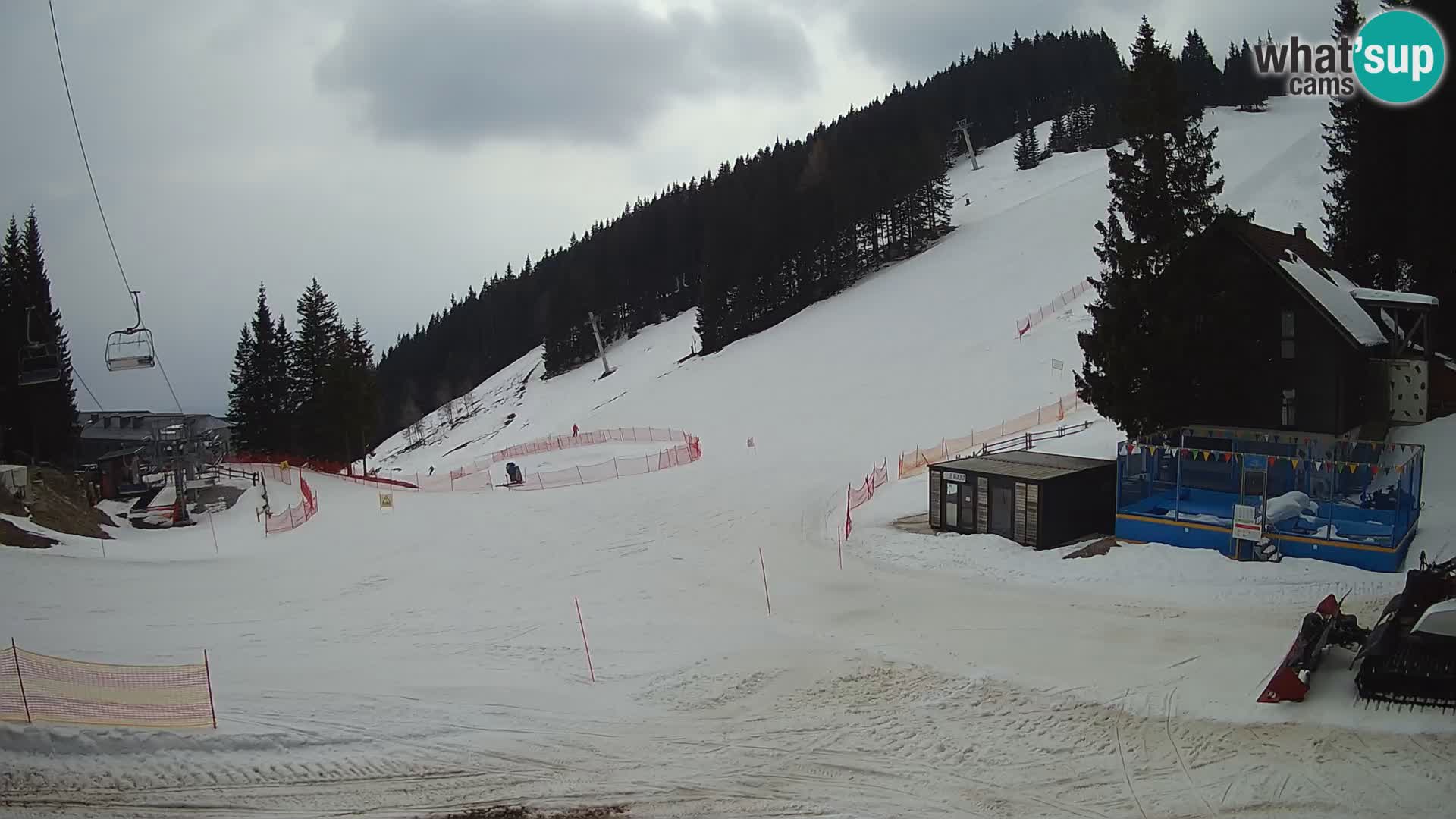 Cámara web en vivo de la estación de esquí GOLTE – vista a Medvedjak – Eslovenia
