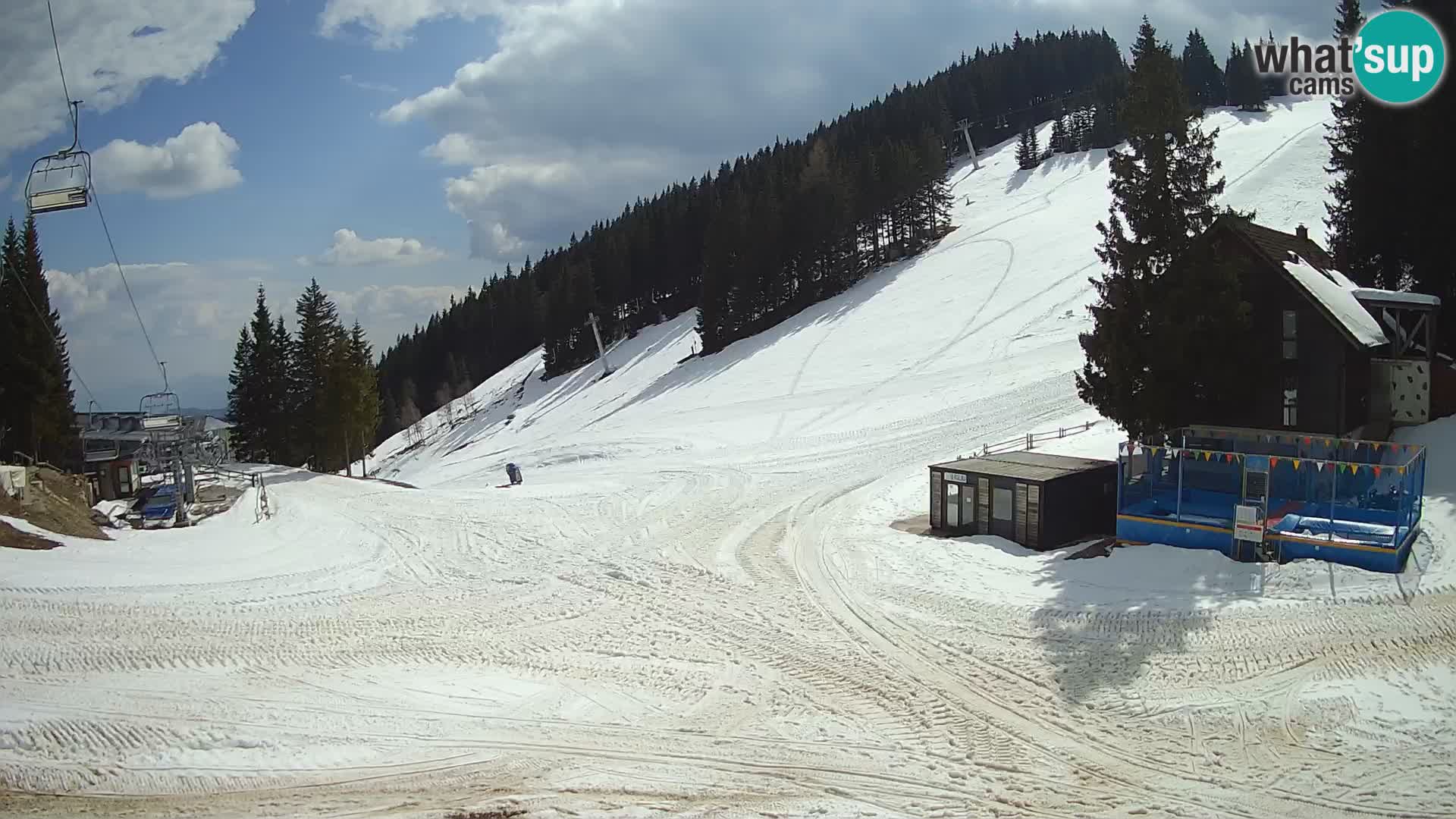 GOLTE skijalište web kamera – pogled na Medvedjak – Slovenija