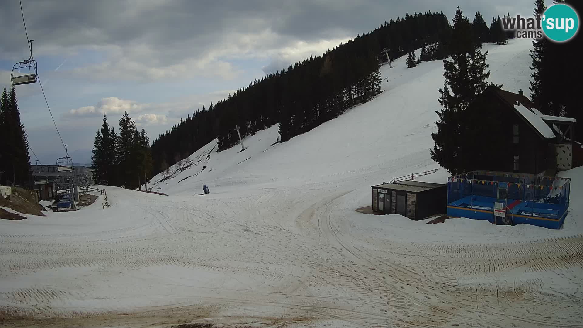 GOLTE skijalište web kamera – pogled na Medvedjak – Slovenija