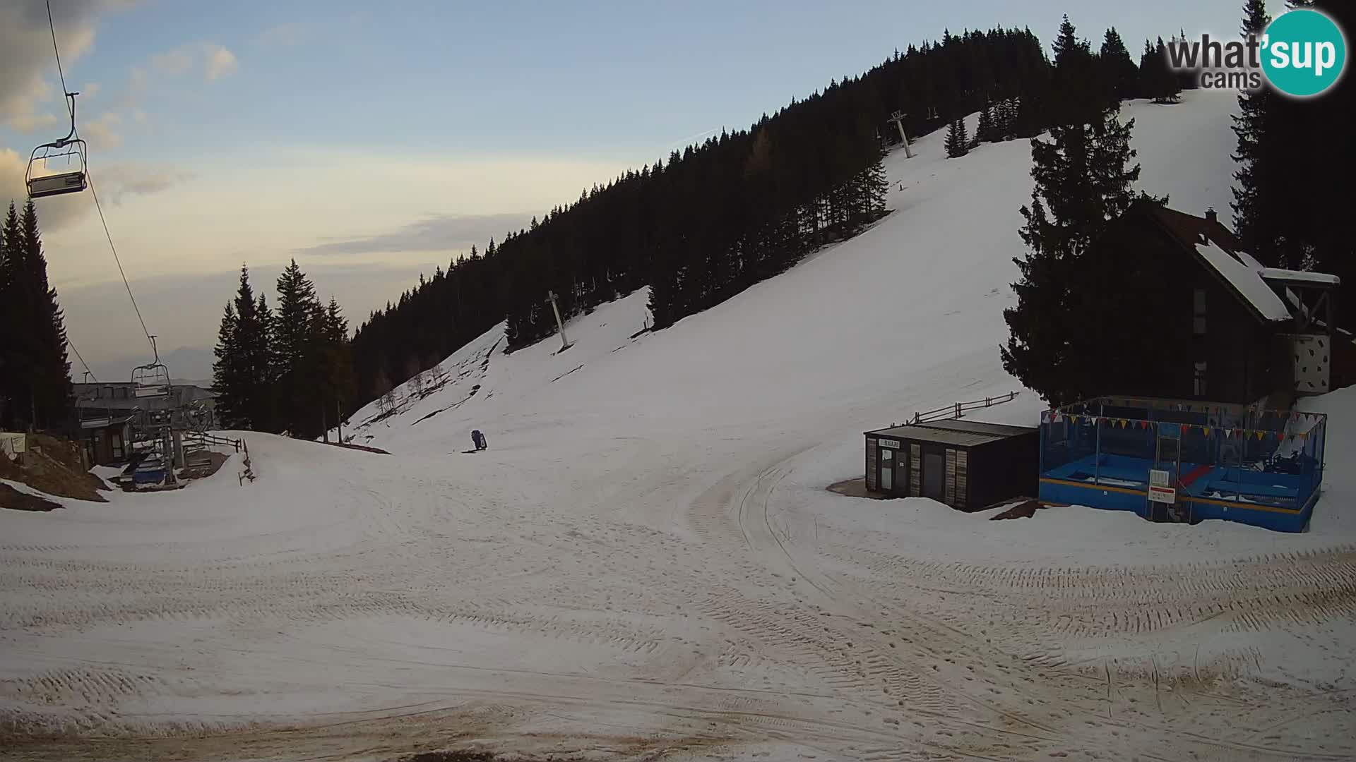 Cámara web en vivo de la estación de esquí GOLTE – vista a Medvedjak – Eslovenia