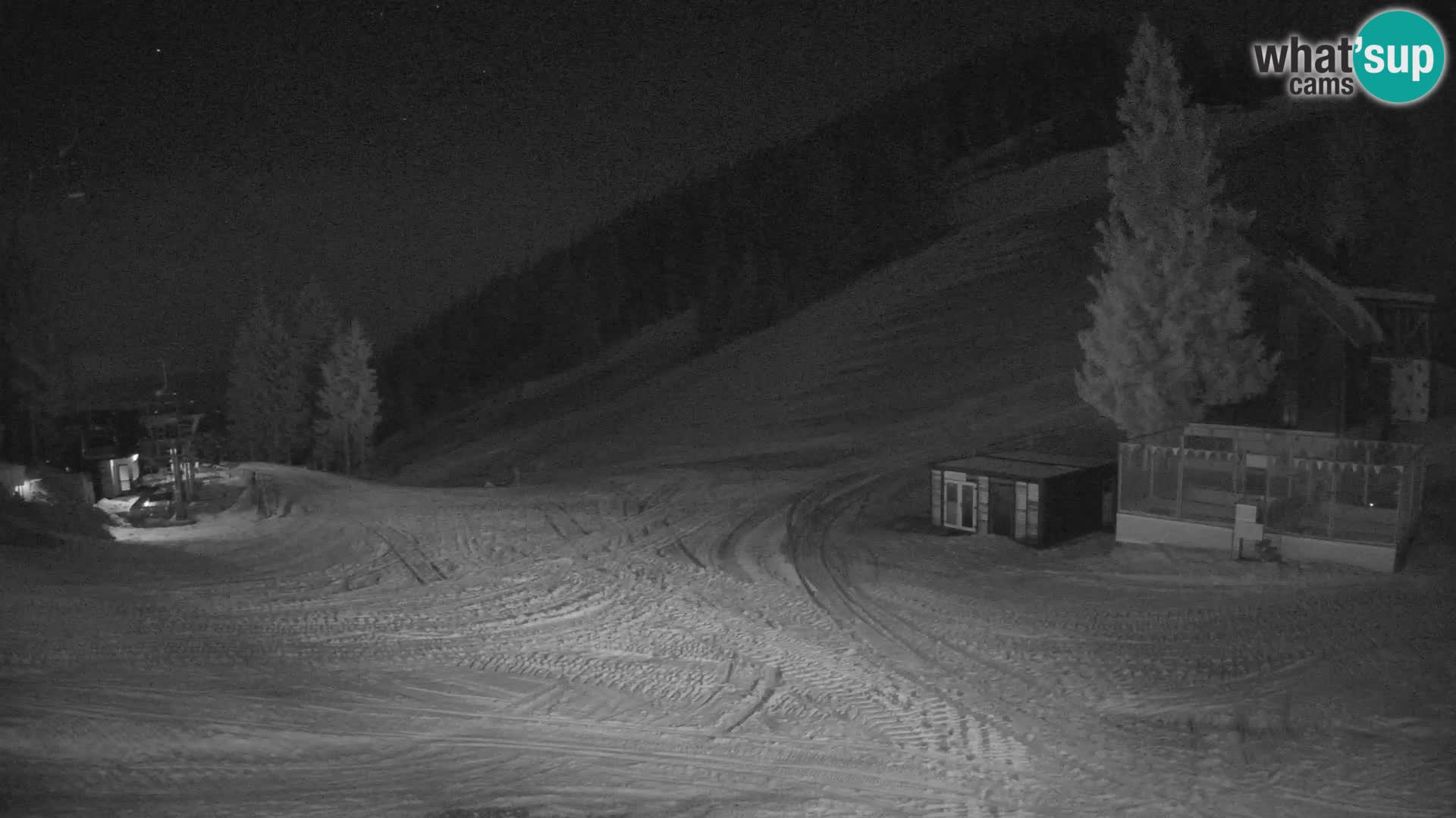 Spletna kamera smučišča GOLTE v živo – pogled na Medvedjak