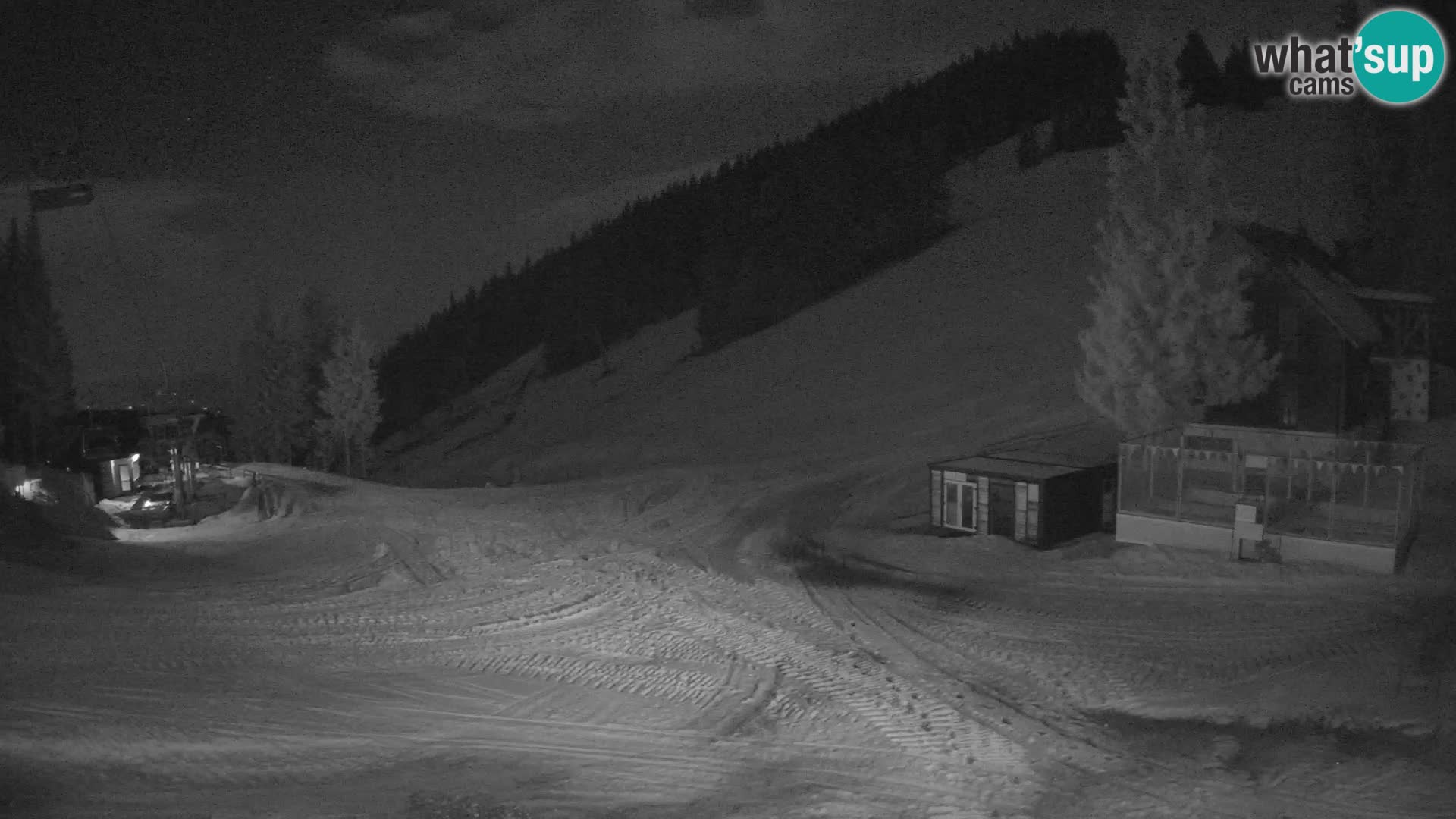 Spletna kamera smučišča GOLTE v živo – pogled na Medvedjak