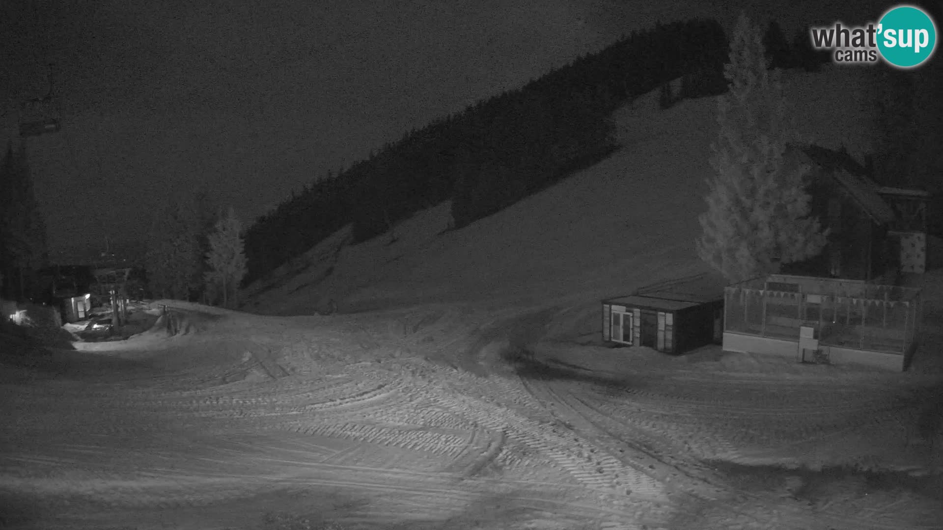 Spletna kamera smučišča GOLTE v živo – pogled na Medvedjak