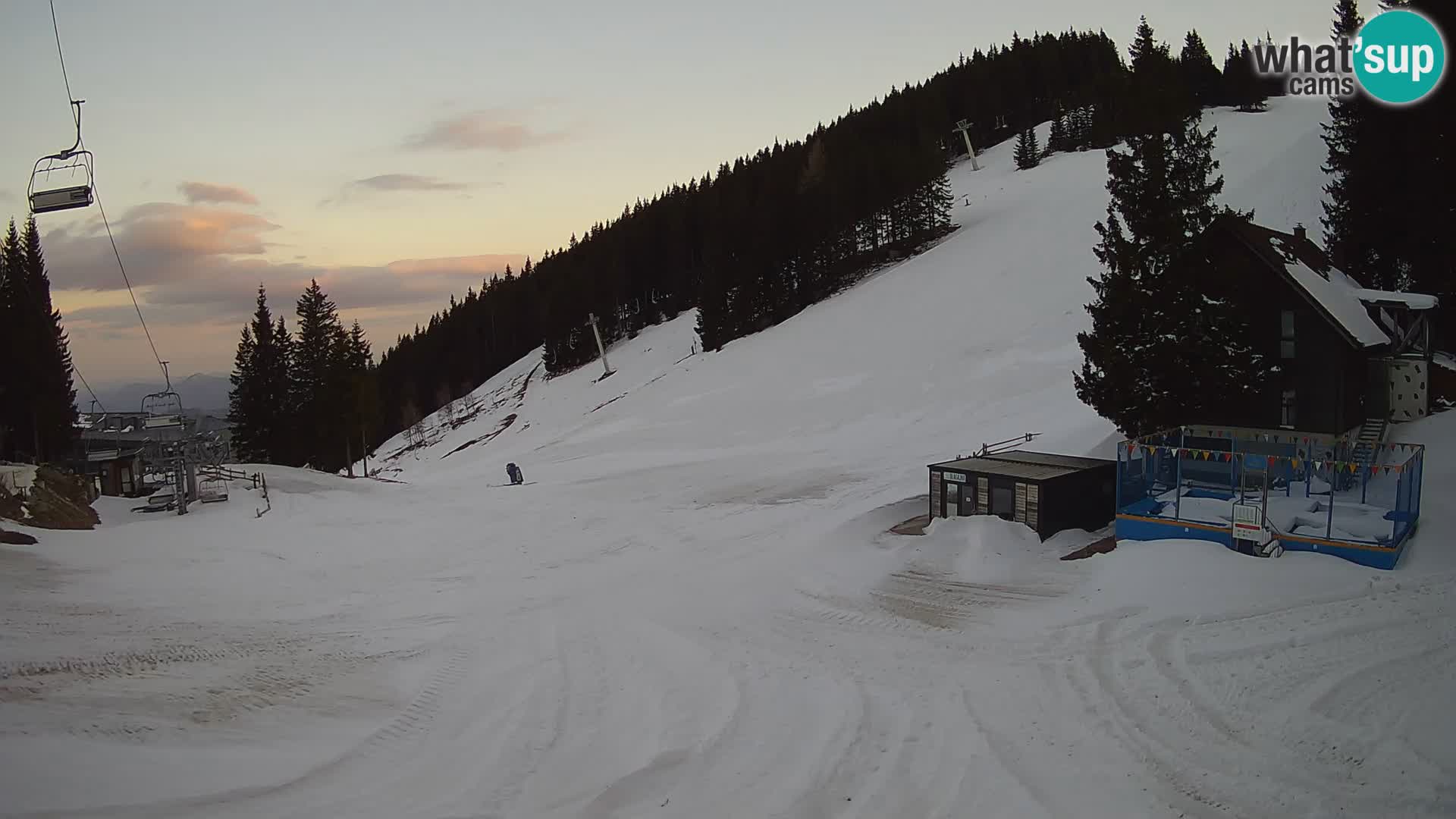 GOLTE skijalište web kamera – pogled na Medvedjak – Slovenija