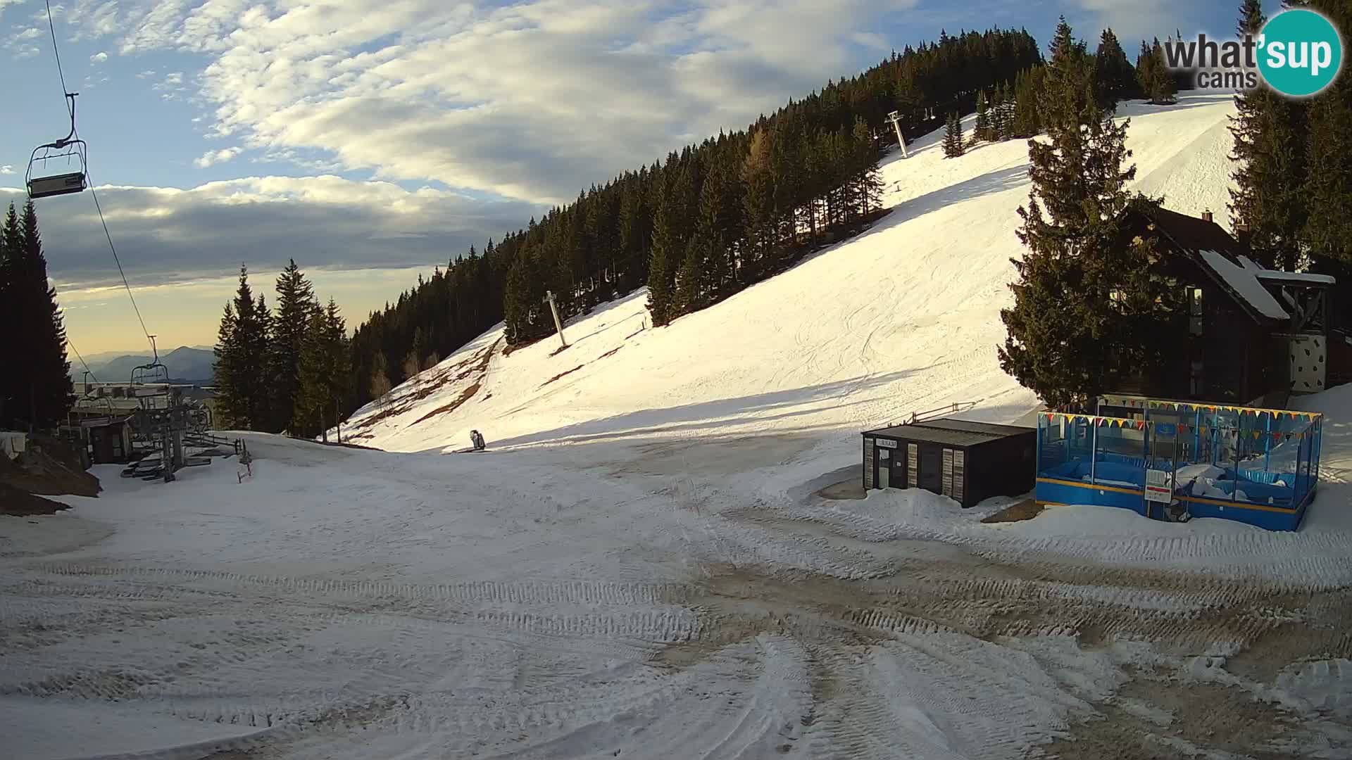 Cámara web en vivo de la estación de esquí GOLTE – vista a Medvedjak – Eslovenia