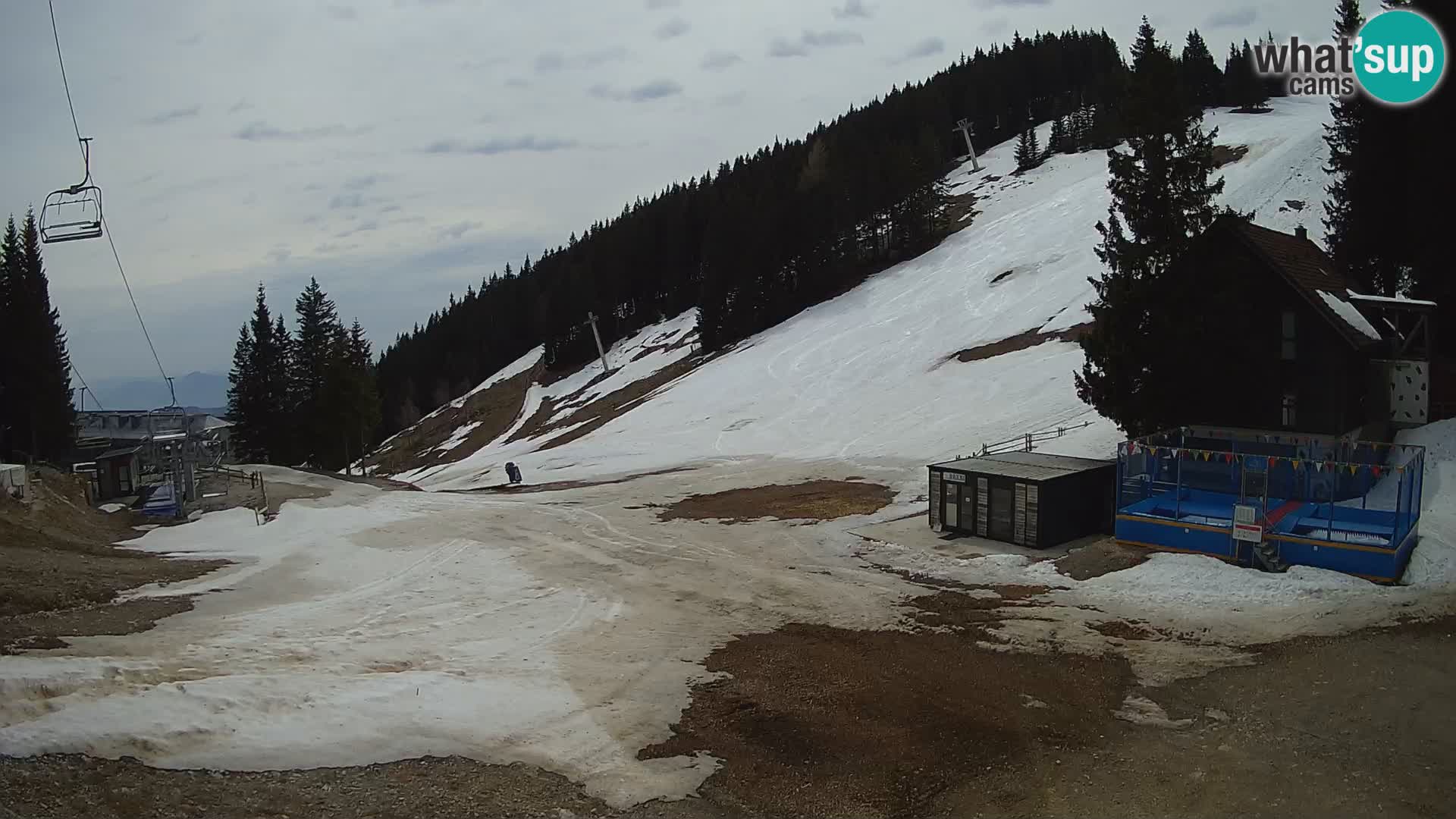 GOLTE skijalište web kamera – pogled na Medvedjak – Slovenija