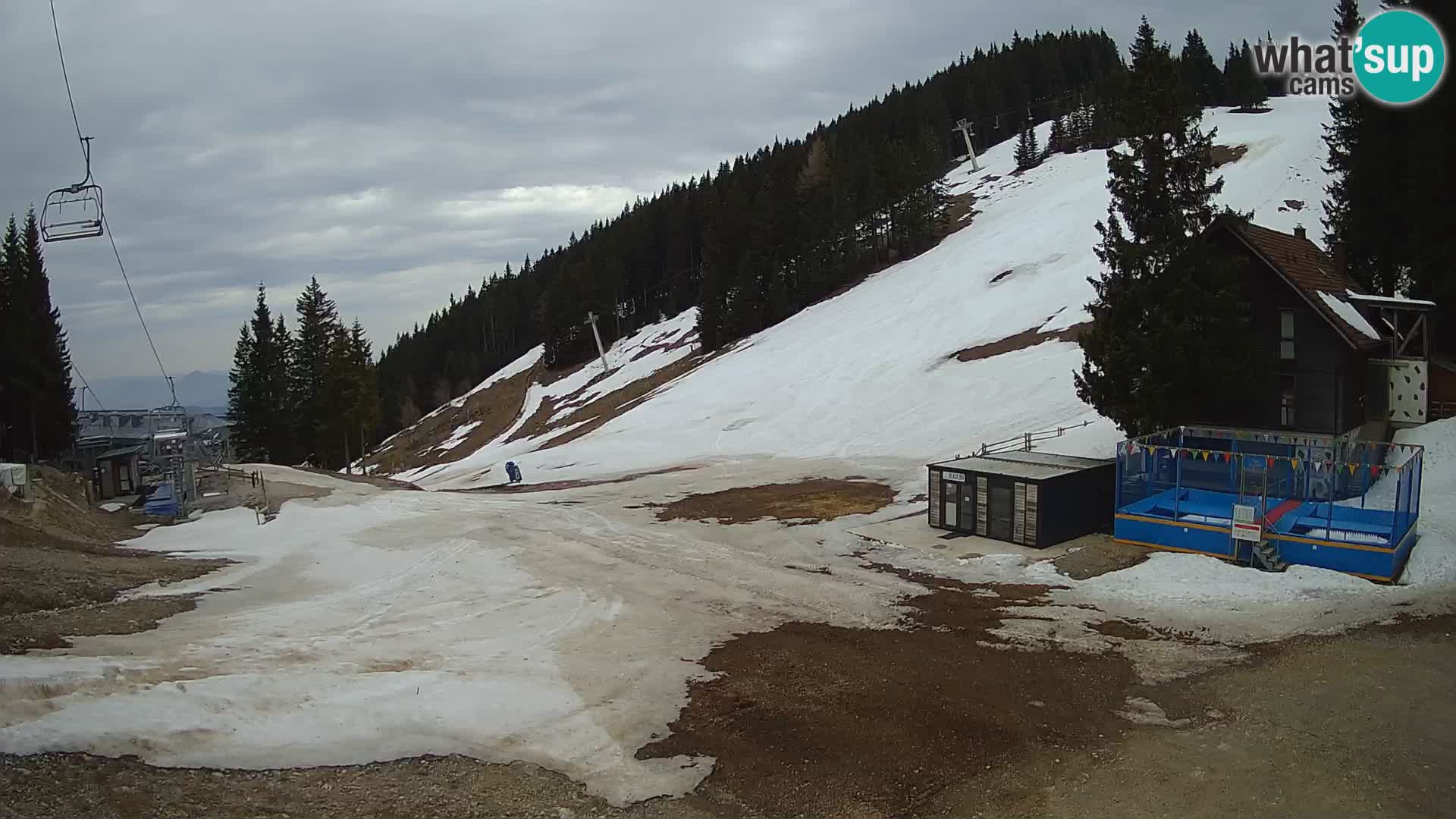 GOLTE skijalište web kamera – pogled na Medvedjak – Slovenija