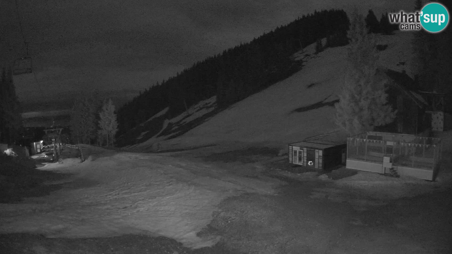 Spletna kamera smučišča GOLTE v živo – pogled na Medvedjak