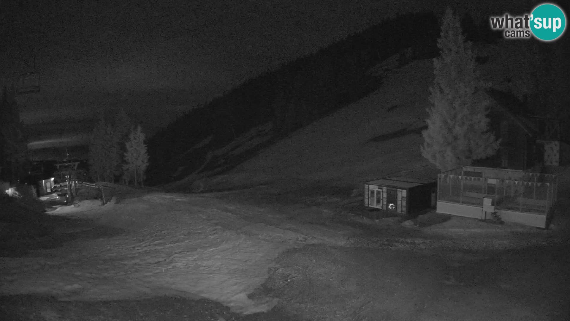 Spletna kamera smučišča GOLTE v živo – pogled na Medvedjak