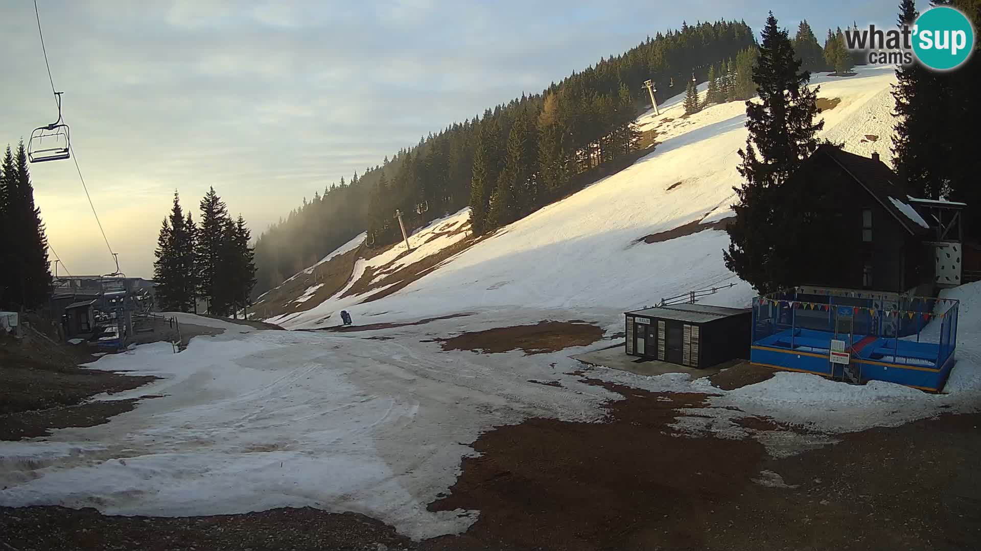 Cámara web en vivo de la estación de esquí GOLTE – vista a Medvedjak – Eslovenia