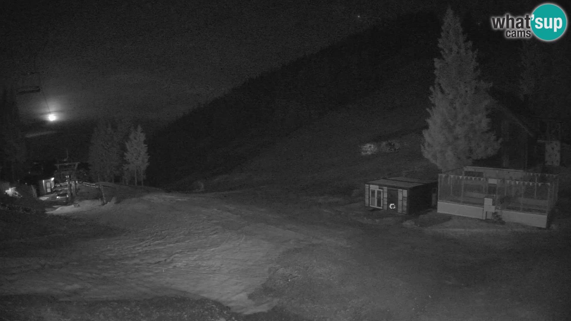 Spletna kamera smučišča GOLTE v živo – pogled na Medvedjak