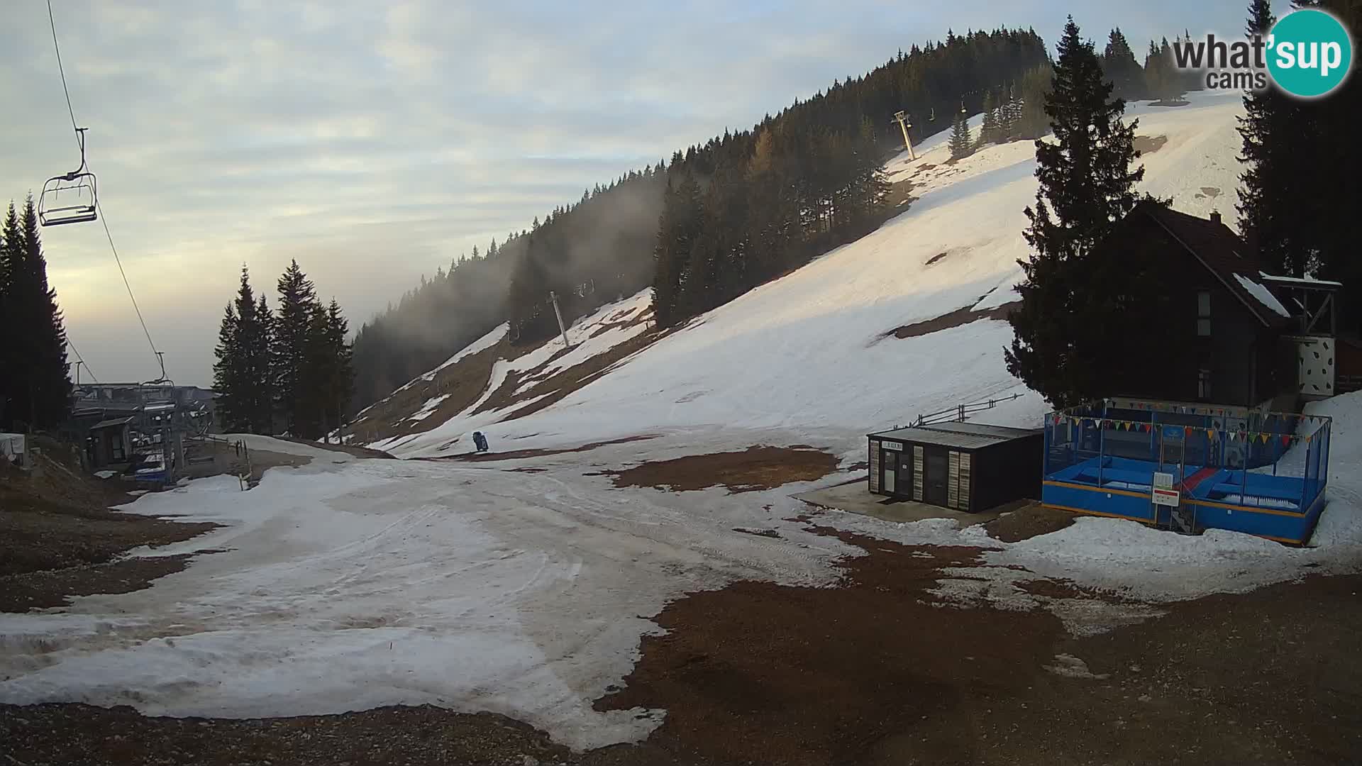 Cámara web en vivo de la estación de esquí GOLTE – vista a Medvedjak – Eslovenia
