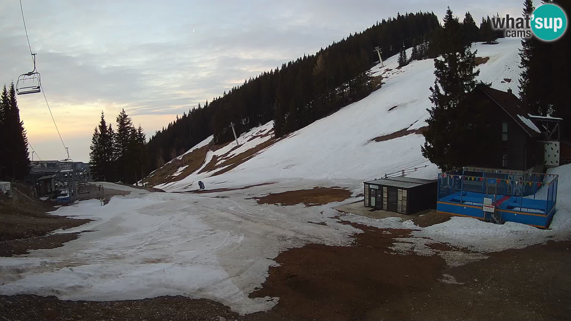 Cámara web en vivo de la estación de esquí GOLTE – vista a Medvedjak – Eslovenia