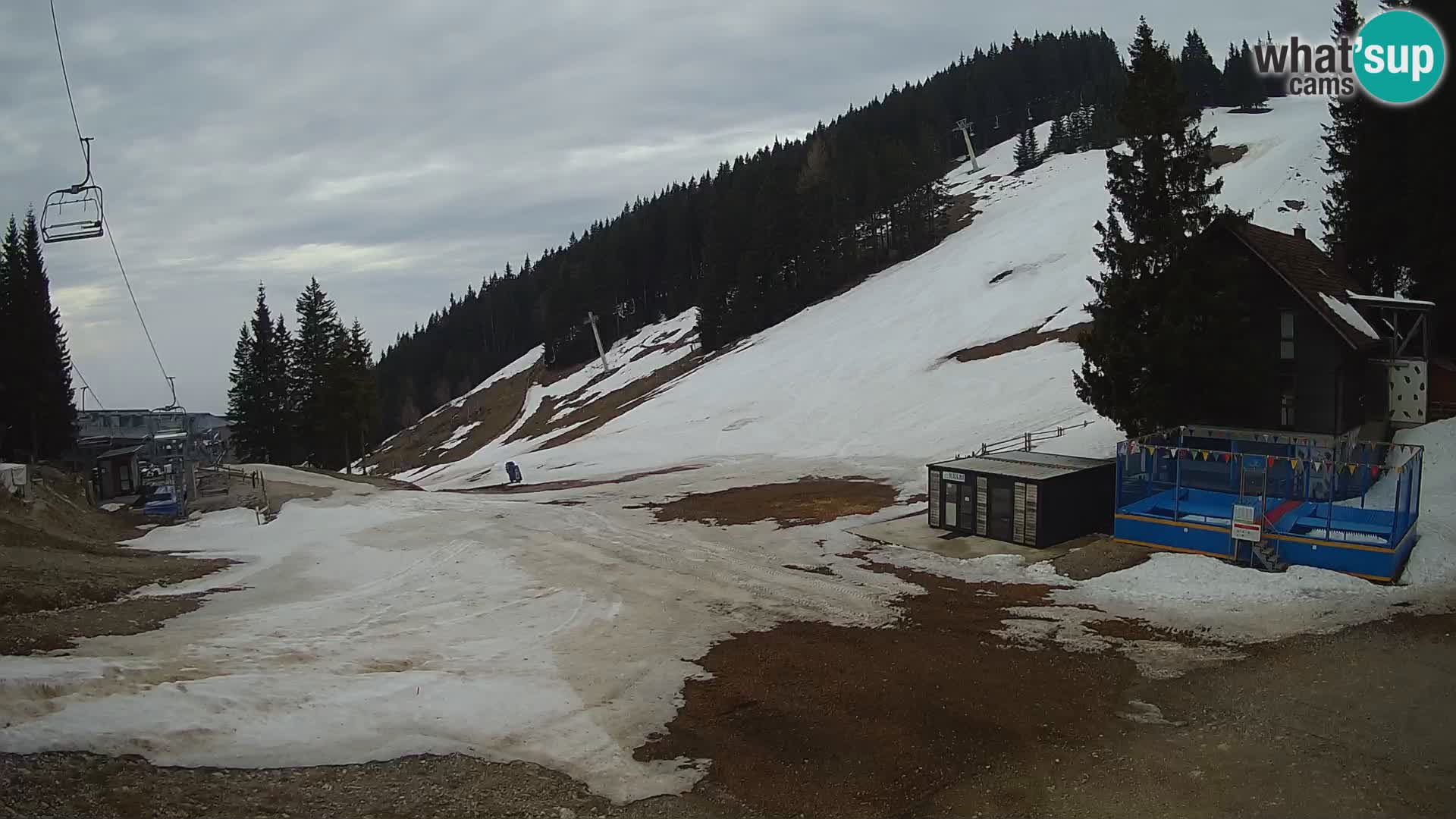 Cámara web en vivo de la estación de esquí GOLTE – vista a Medvedjak – Eslovenia
