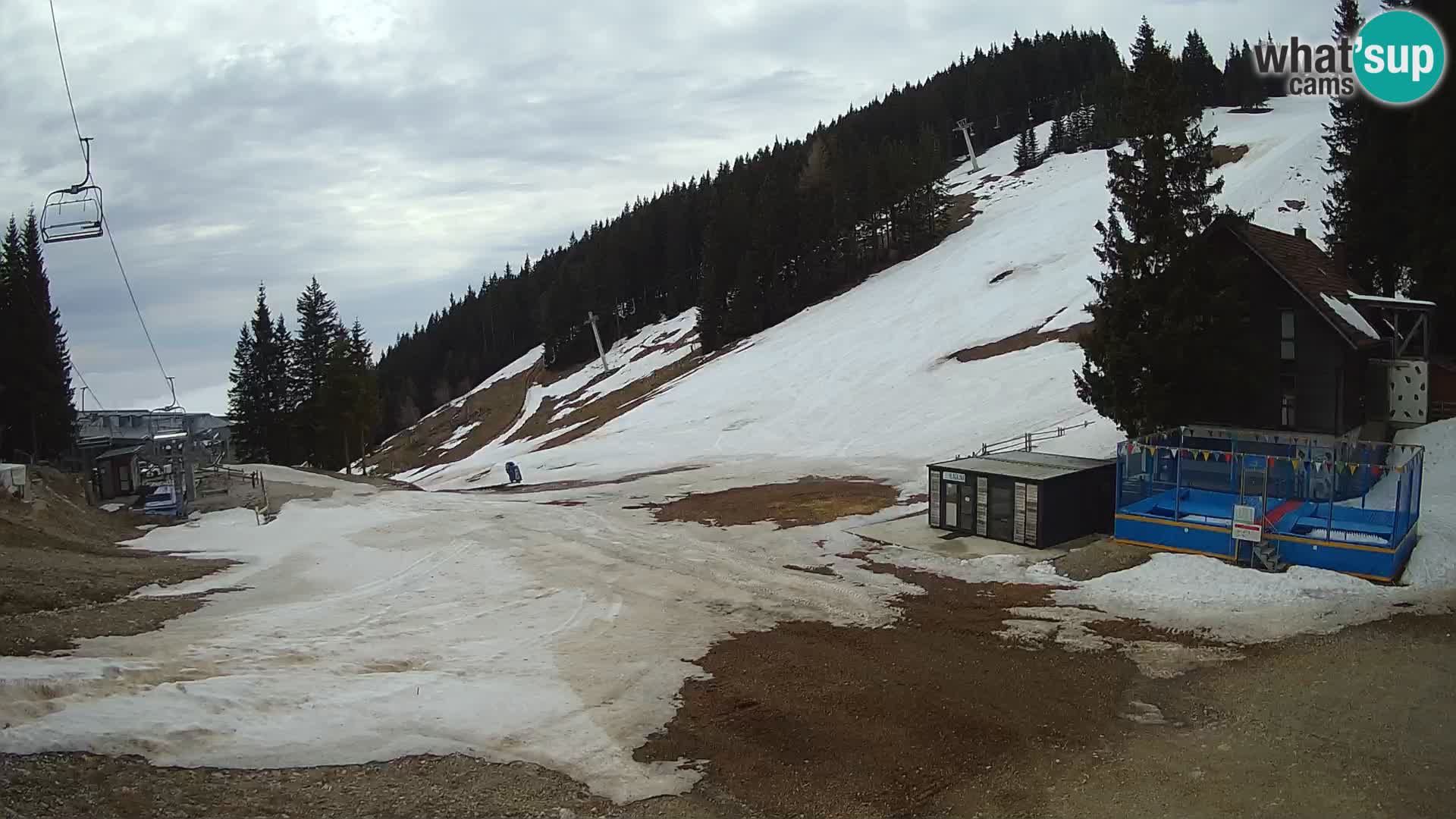 GOLTE skijalište web kamera – pogled na Medvedjak – Slovenija