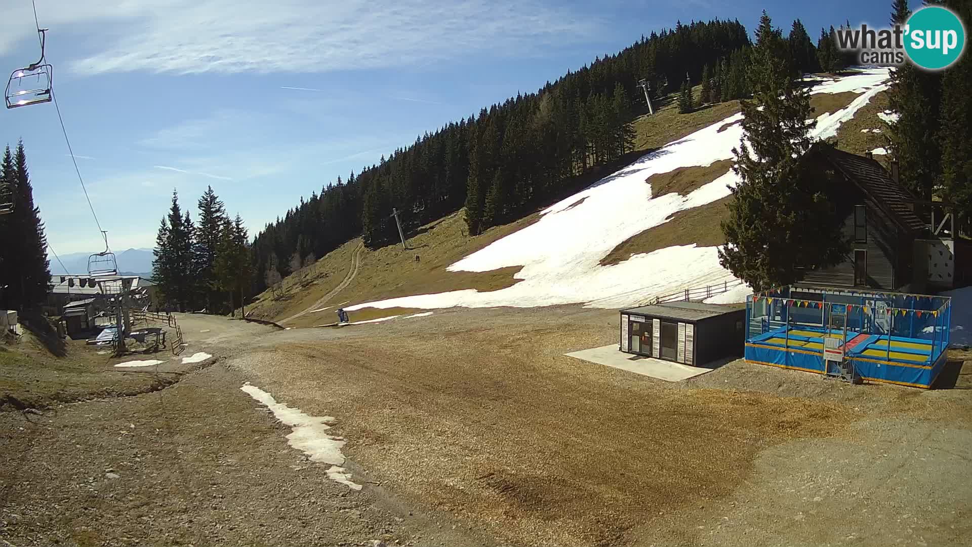 Spletna kamera smučišča GOLTE v živo – pogled na Medvedjak