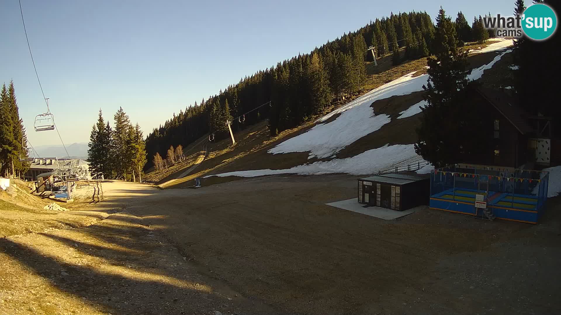GOLTE Skigebiet webcam – Schöne Aussicht auf Medvedjak – Slowenien