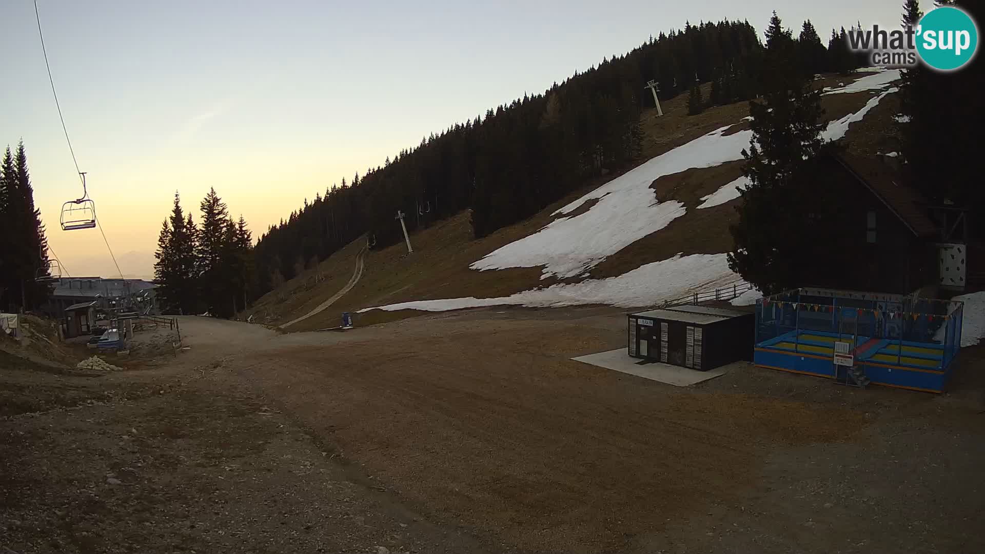 Cámara web en vivo de la estación de esquí GOLTE – vista a Medvedjak – Eslovenia