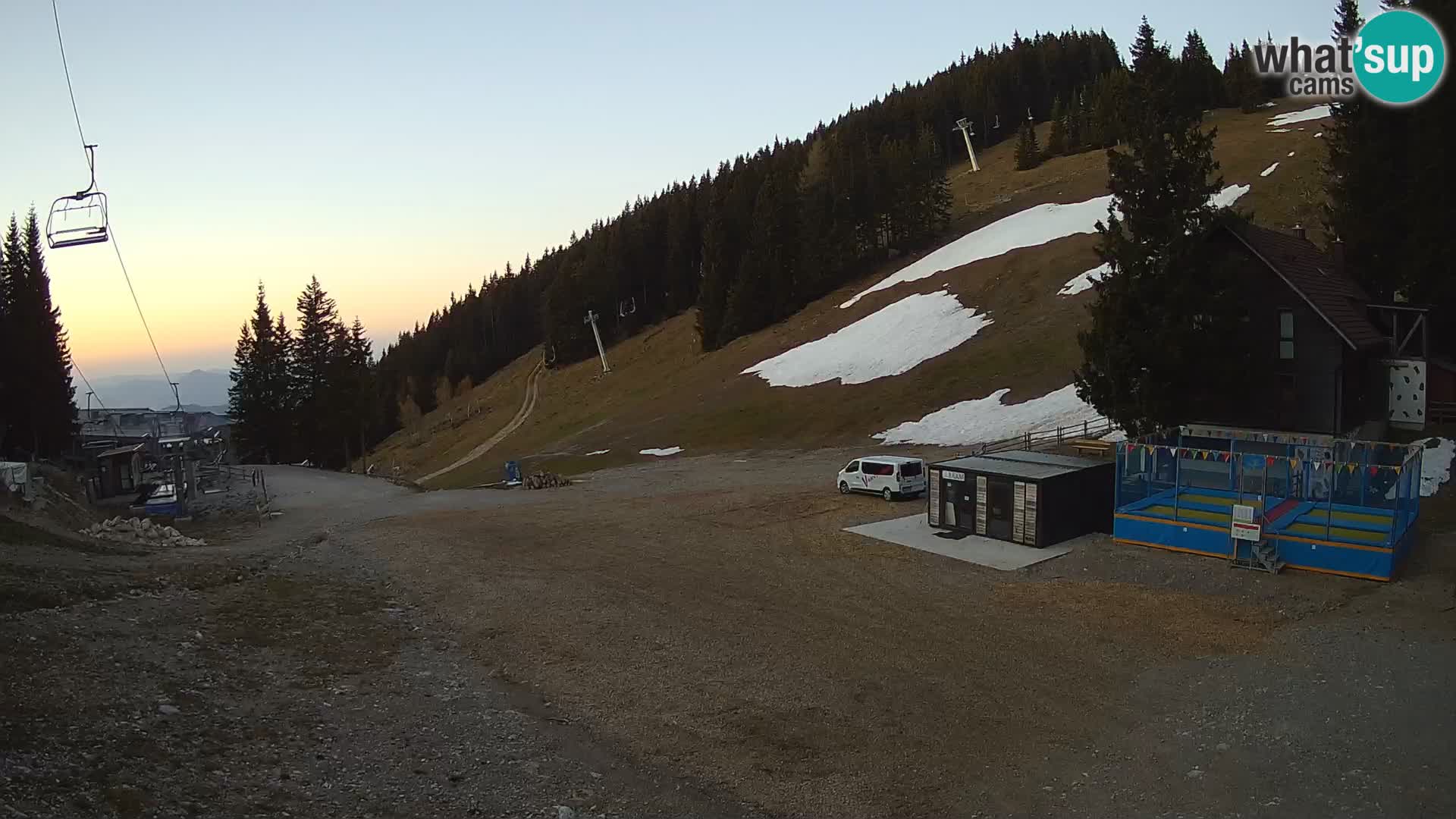 Cámara web en vivo de la estación de esquí GOLTE – vista a Medvedjak – Eslovenia