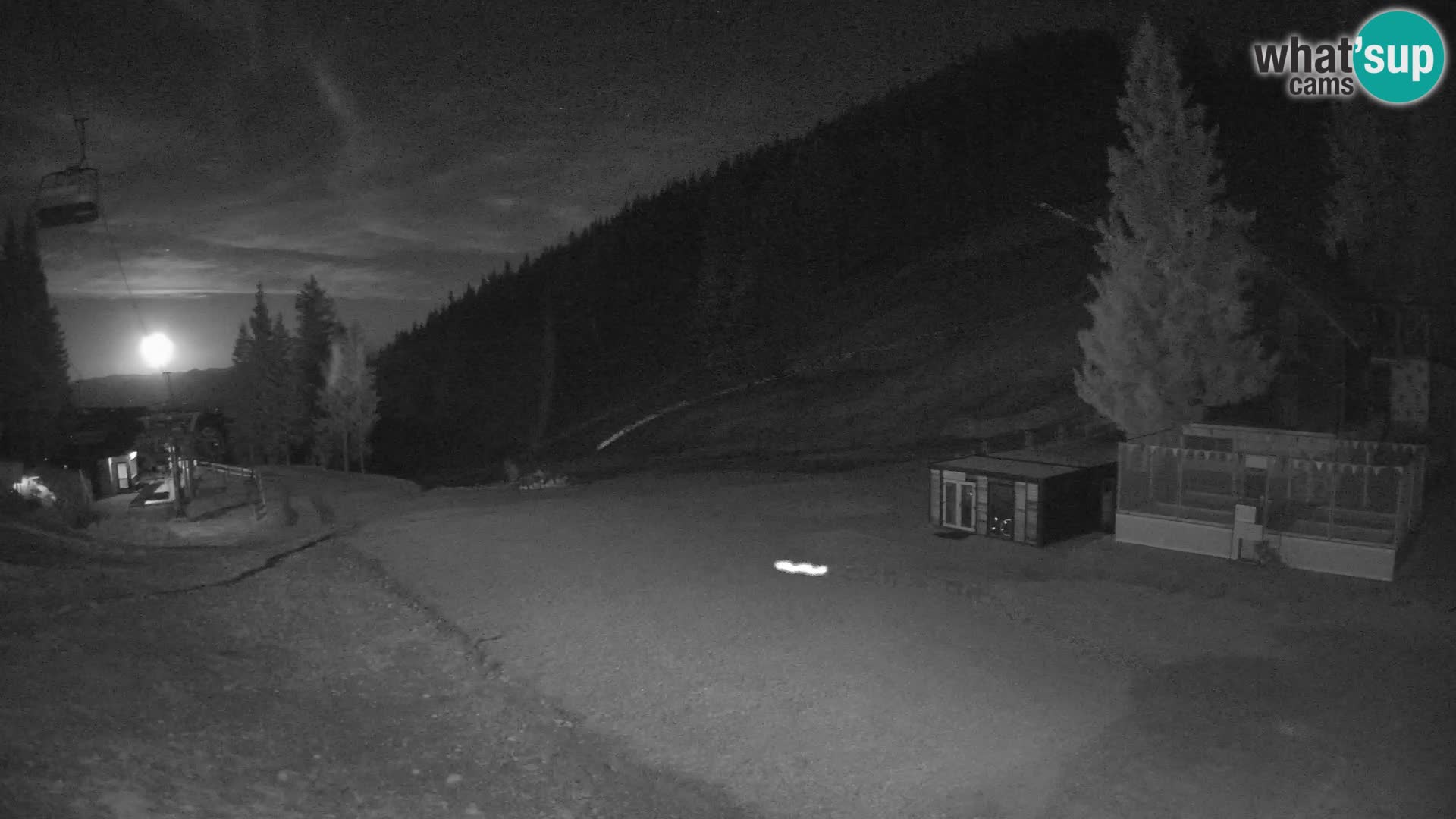 Spletna kamera smučišča GOLTE v živo – pogled na Medvedjak