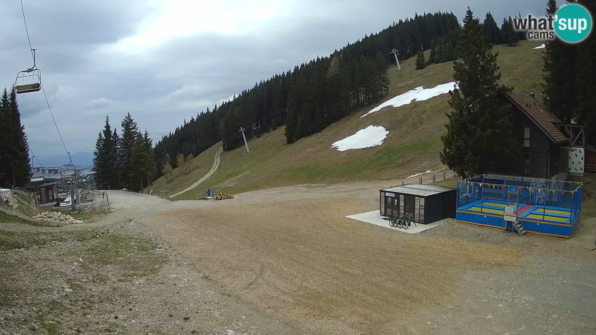 GOLTE Skigebiet webcam – Schöne Aussicht auf Medvedjak – Slowenien