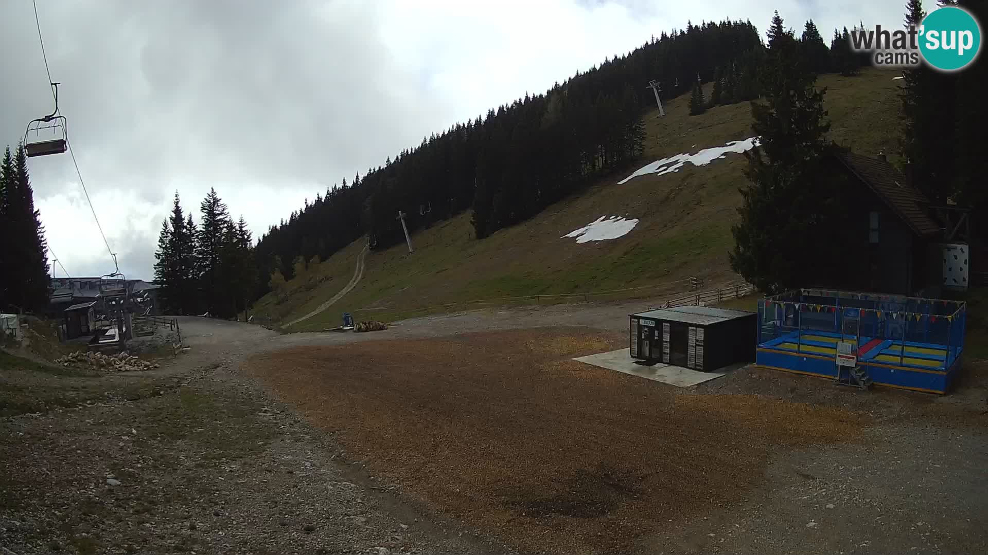 Cámara web en vivo de la estación de esquí GOLTE – vista a Medvedjak – Eslovenia
