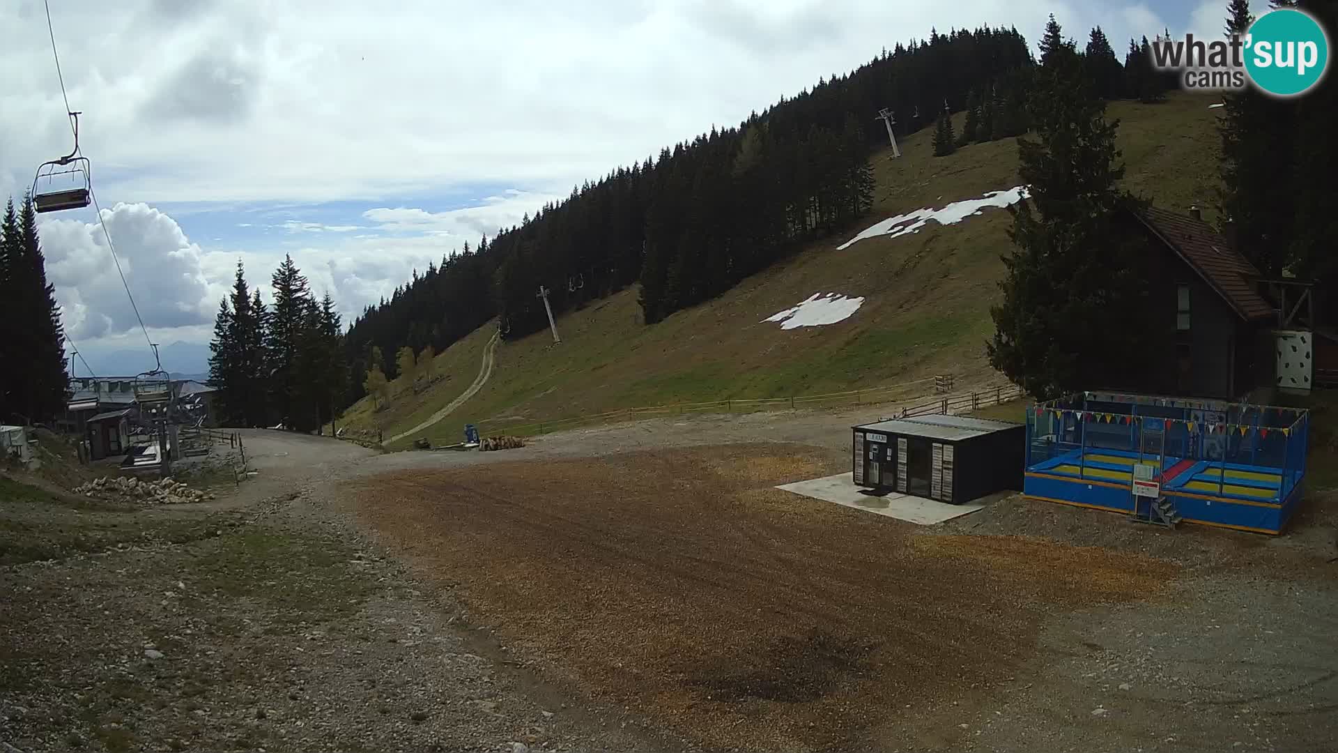 Cámara web en vivo de la estación de esquí GOLTE – vista a Medvedjak – Eslovenia
