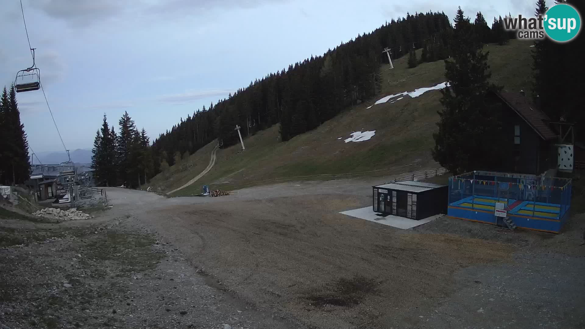 Cámara web en vivo de la estación de esquí GOLTE – vista a Medvedjak – Eslovenia