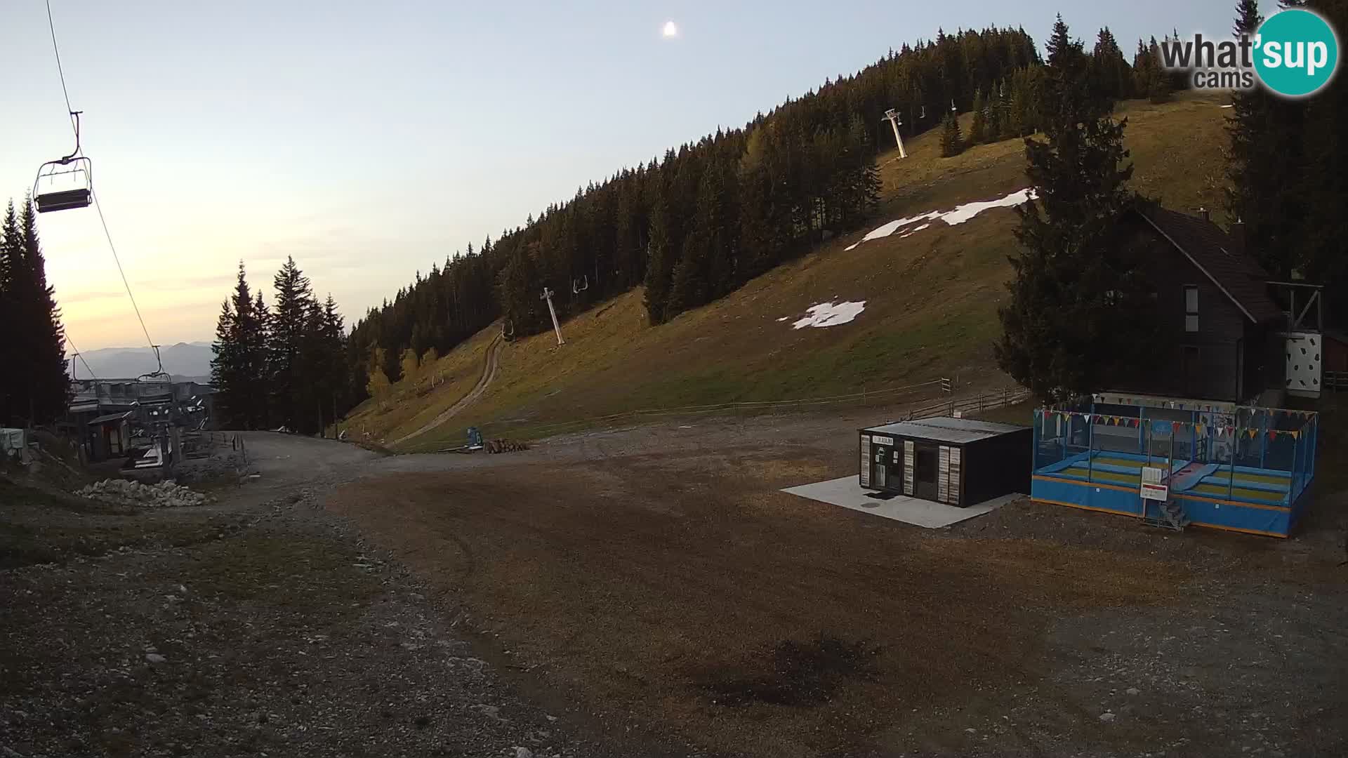 Cámara web en vivo de la estación de esquí GOLTE – vista a Medvedjak – Eslovenia