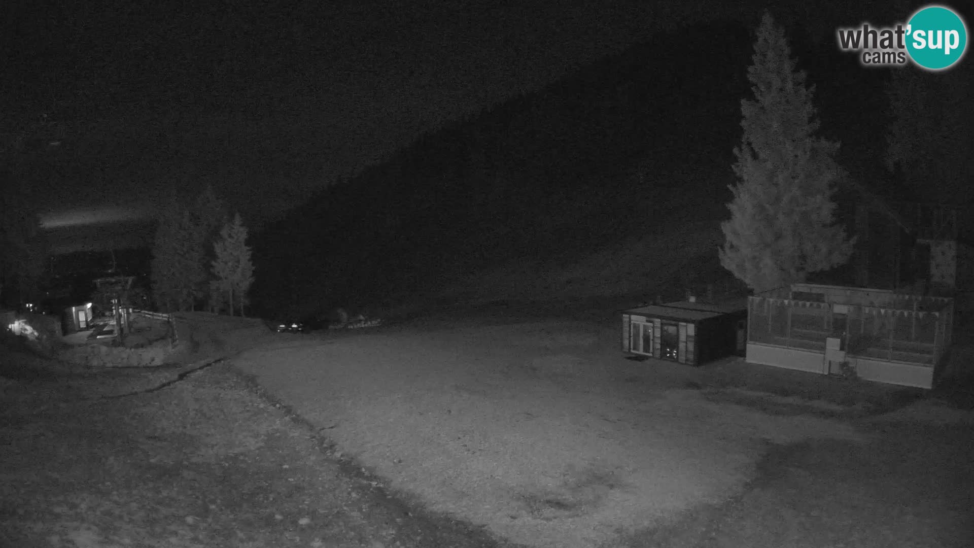 Spletna kamera smučišča GOLTE v živo – pogled na Medvedjak