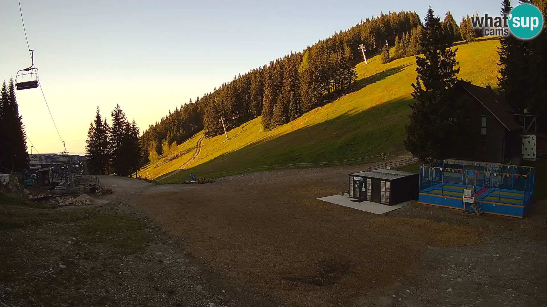 GOLTE Skigebiet webcam – Schöne Aussicht auf Medvedjak – Slowenien