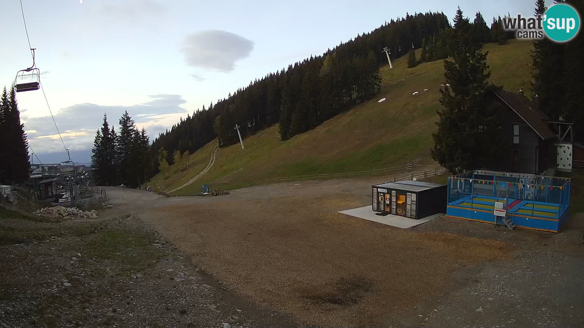 GOLTE skijalište web kamera – pogled na Medvedjak – Slovenija