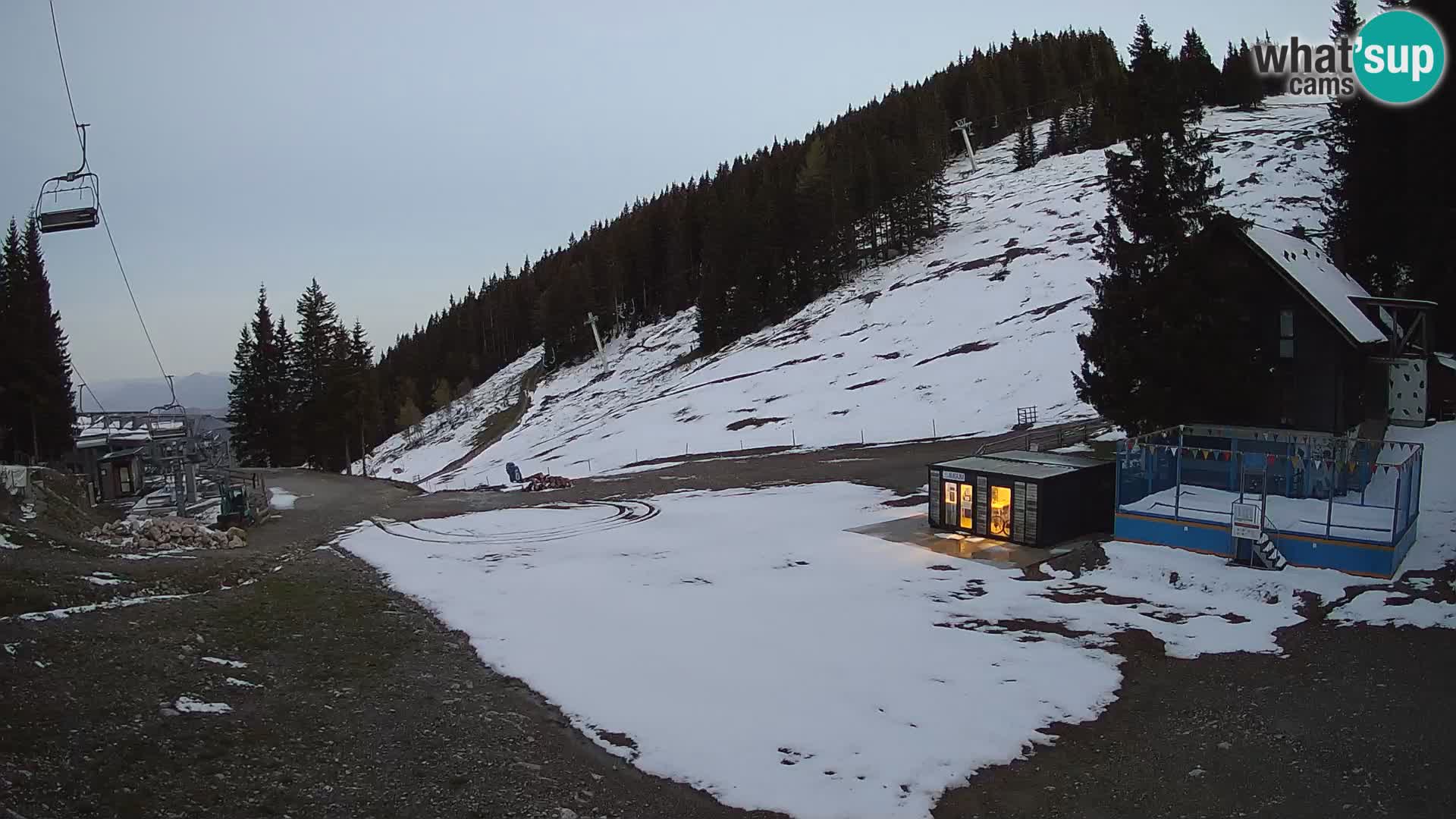 Cámara web en vivo de la estación de esquí GOLTE – vista a Medvedjak – Eslovenia