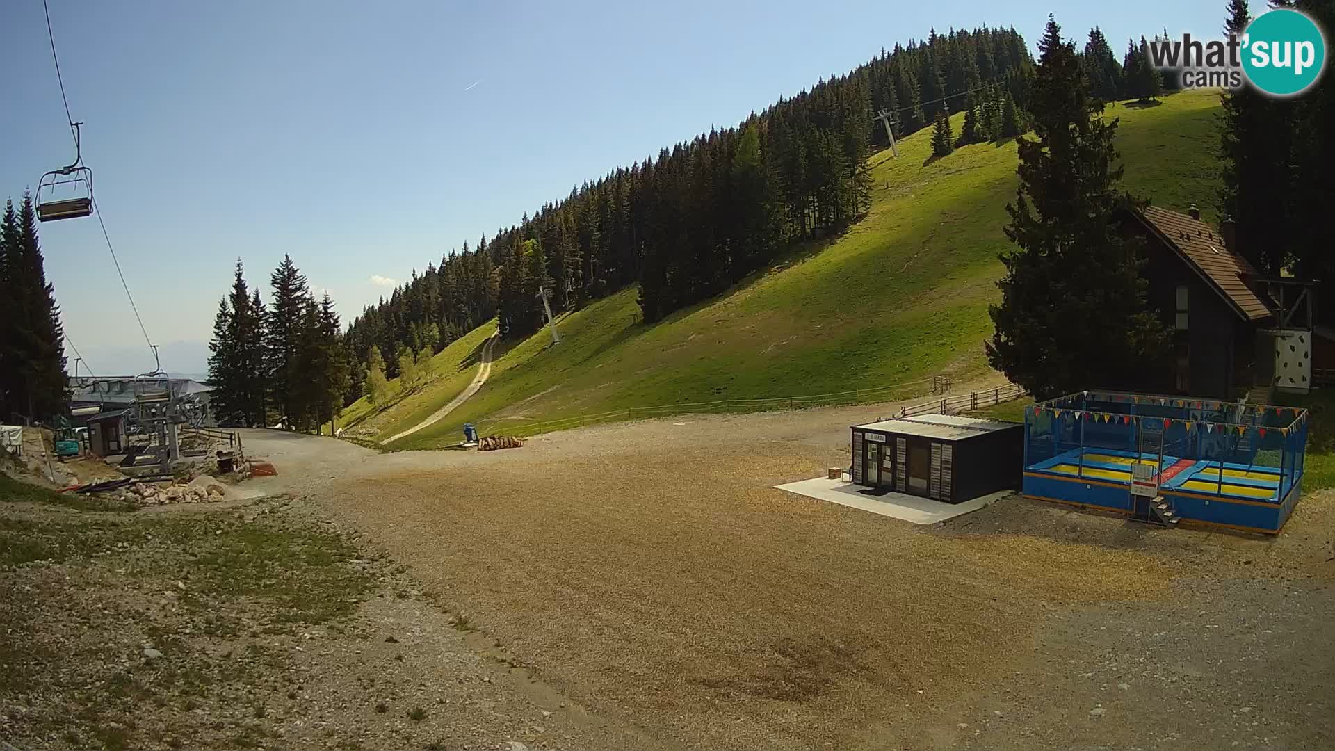 GOLTE skijalište web kamera – pogled na Medvedjak – Slovenija