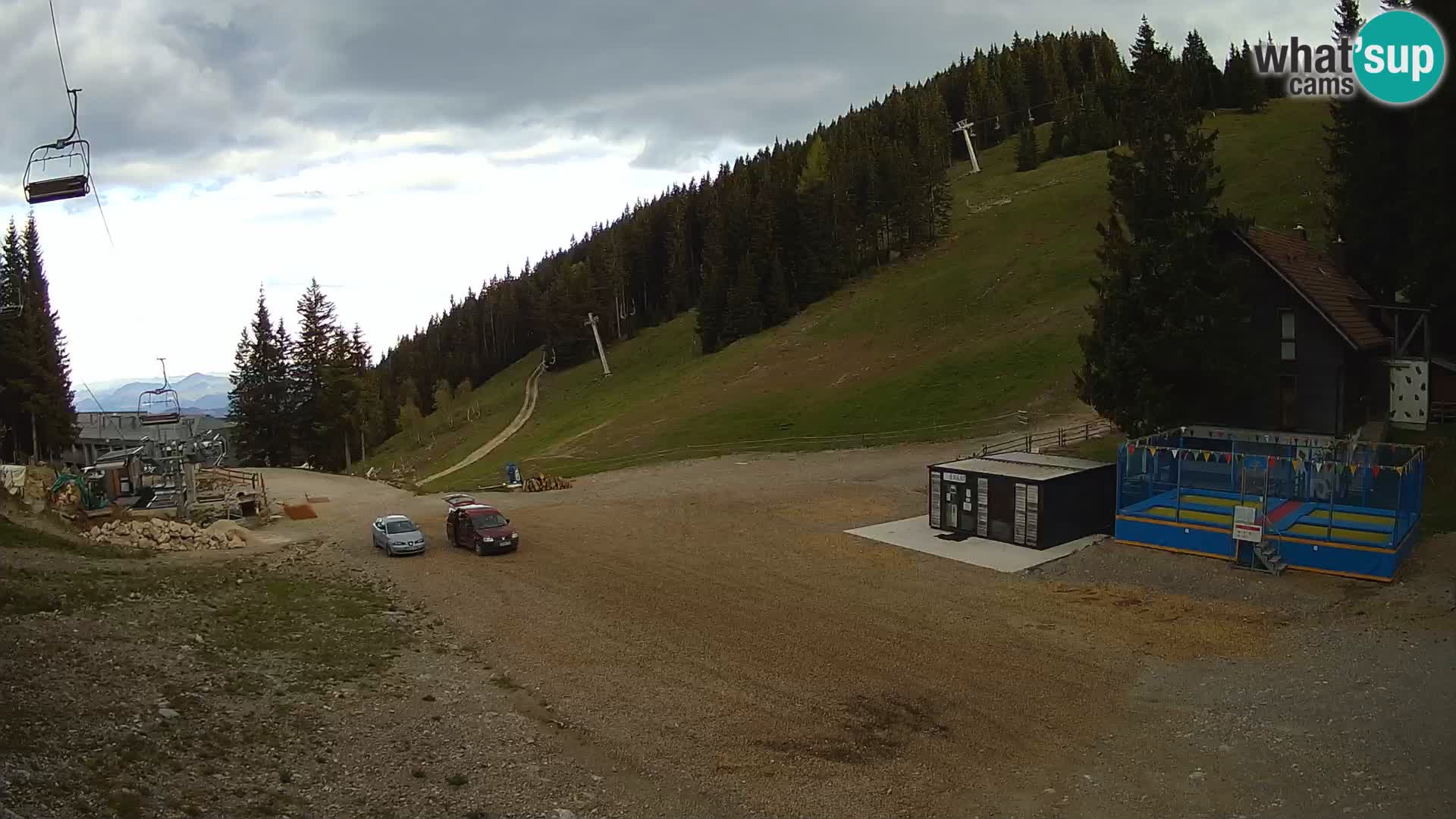 GOLTE skijalište web kamera – pogled na Medvedjak – Slovenija