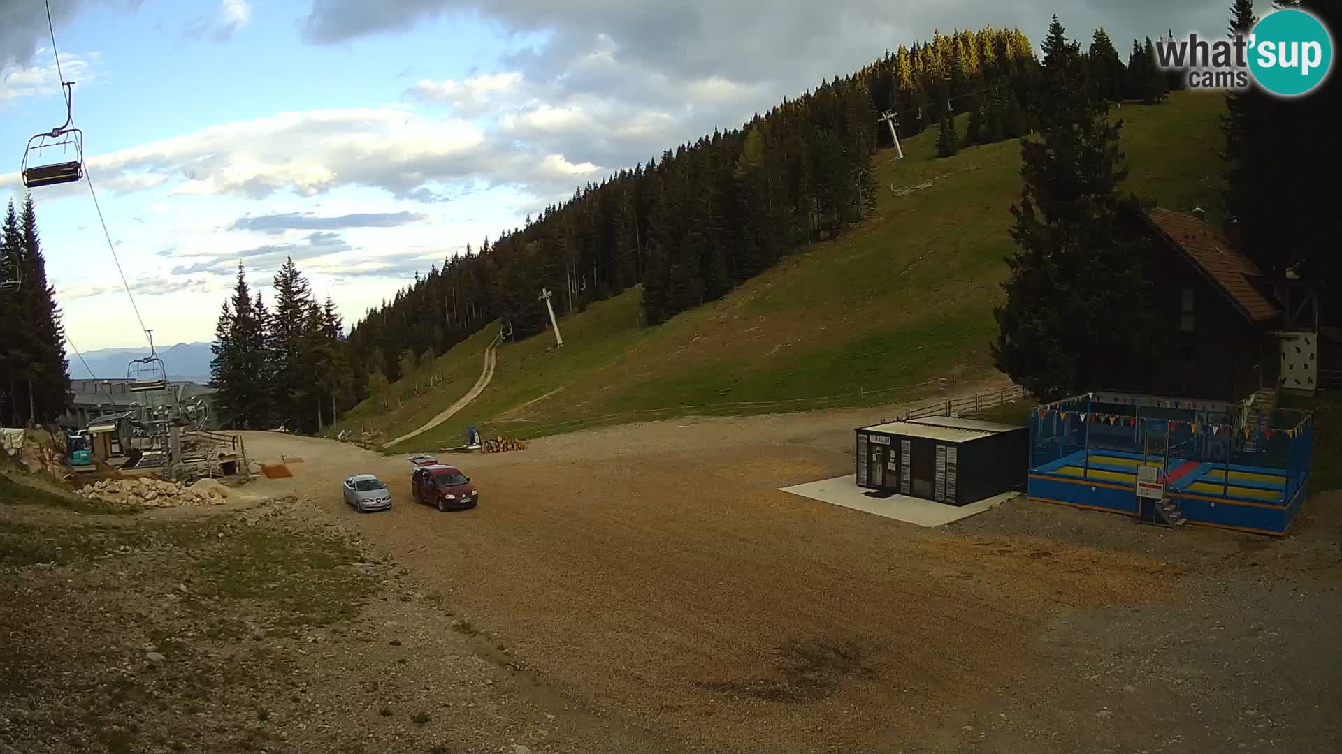 GOLTE Skigebiet webcam – Schöne Aussicht auf Medvedjak – Slowenien