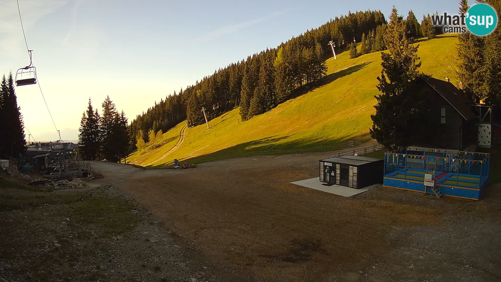 Webcam en direct de la station de ski de GOLTE – vue sur Medvedjak – Slovénie