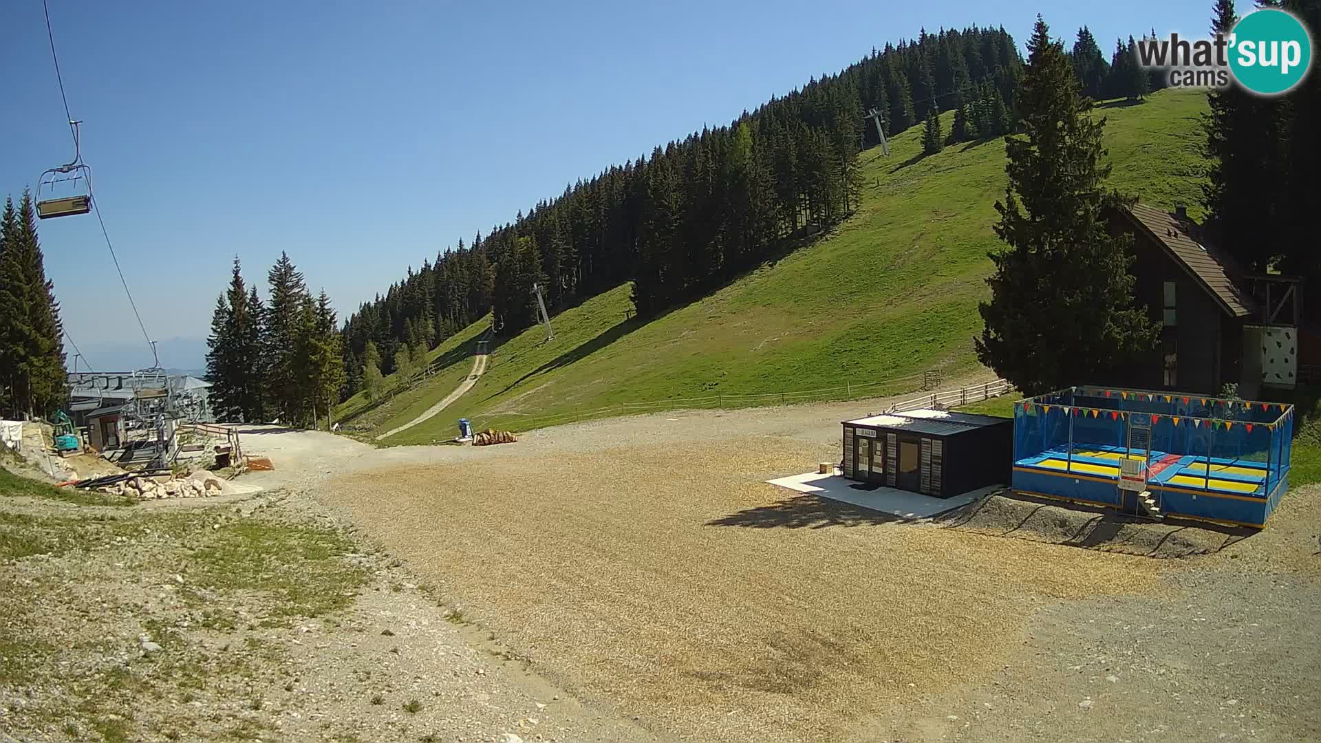 GOLTE skijalište web kamera – pogled na Medvedjak – Slovenija