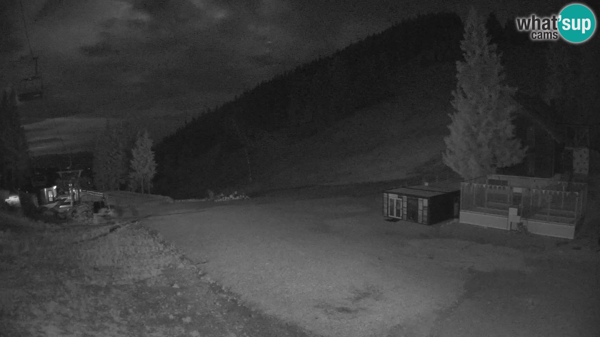 Spletna kamera smučišča GOLTE v živo – pogled na Medvedjak