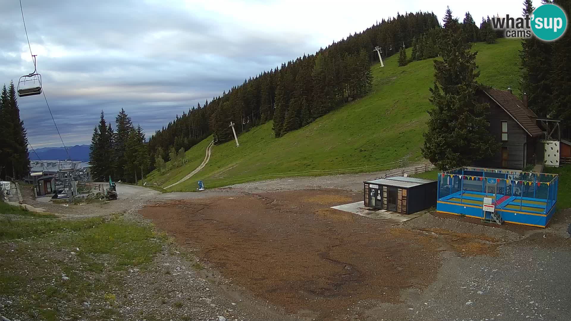 Webcam en direct de la station de ski de GOLTE – vue sur Medvedjak – Slovénie