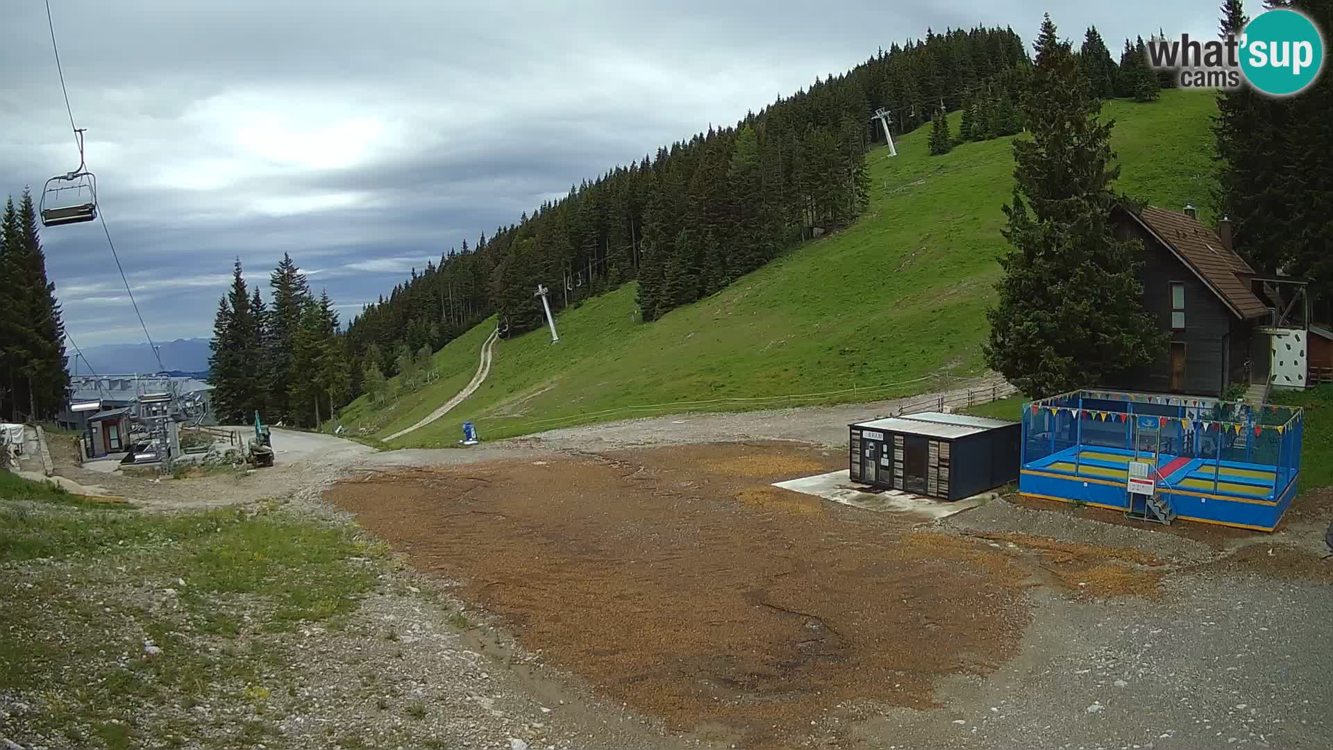 Cámara web en vivo de la estación de esquí GOLTE – vista a Medvedjak – Eslovenia