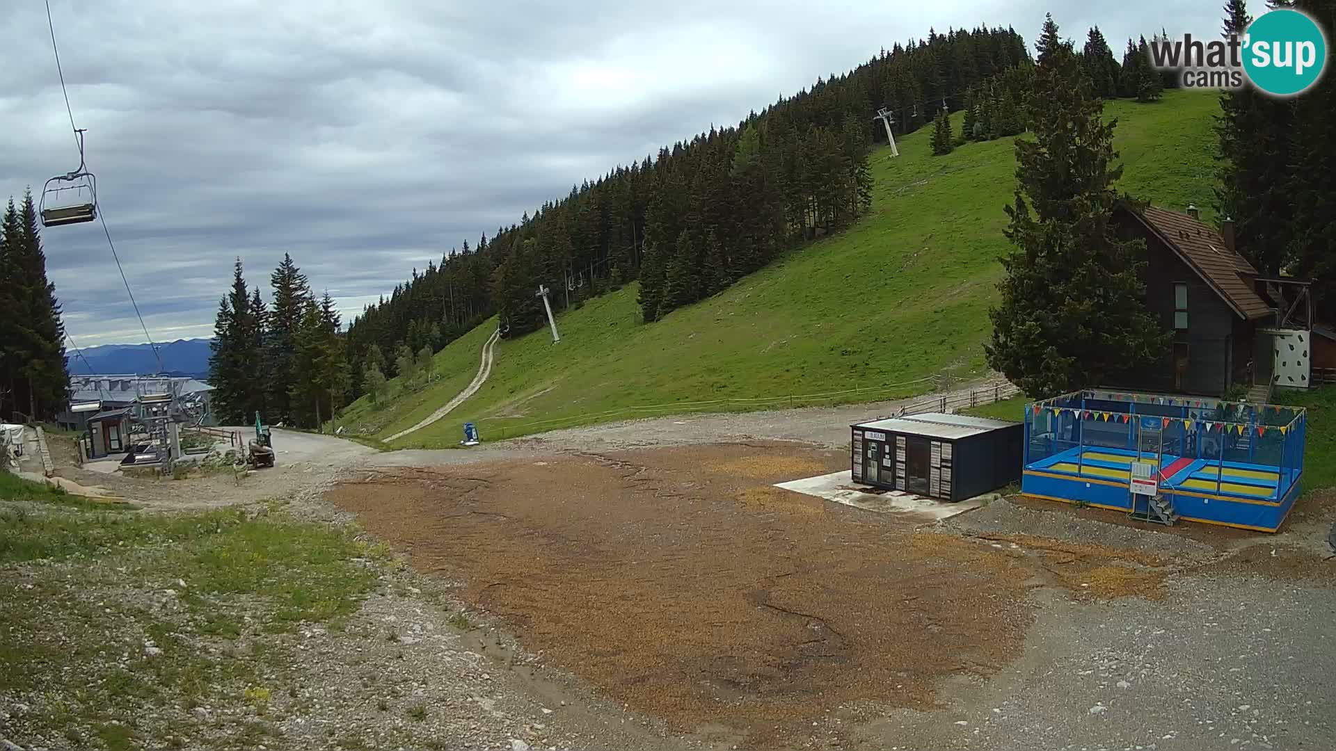 Cámara web en vivo de la estación de esquí GOLTE – vista a Medvedjak – Eslovenia